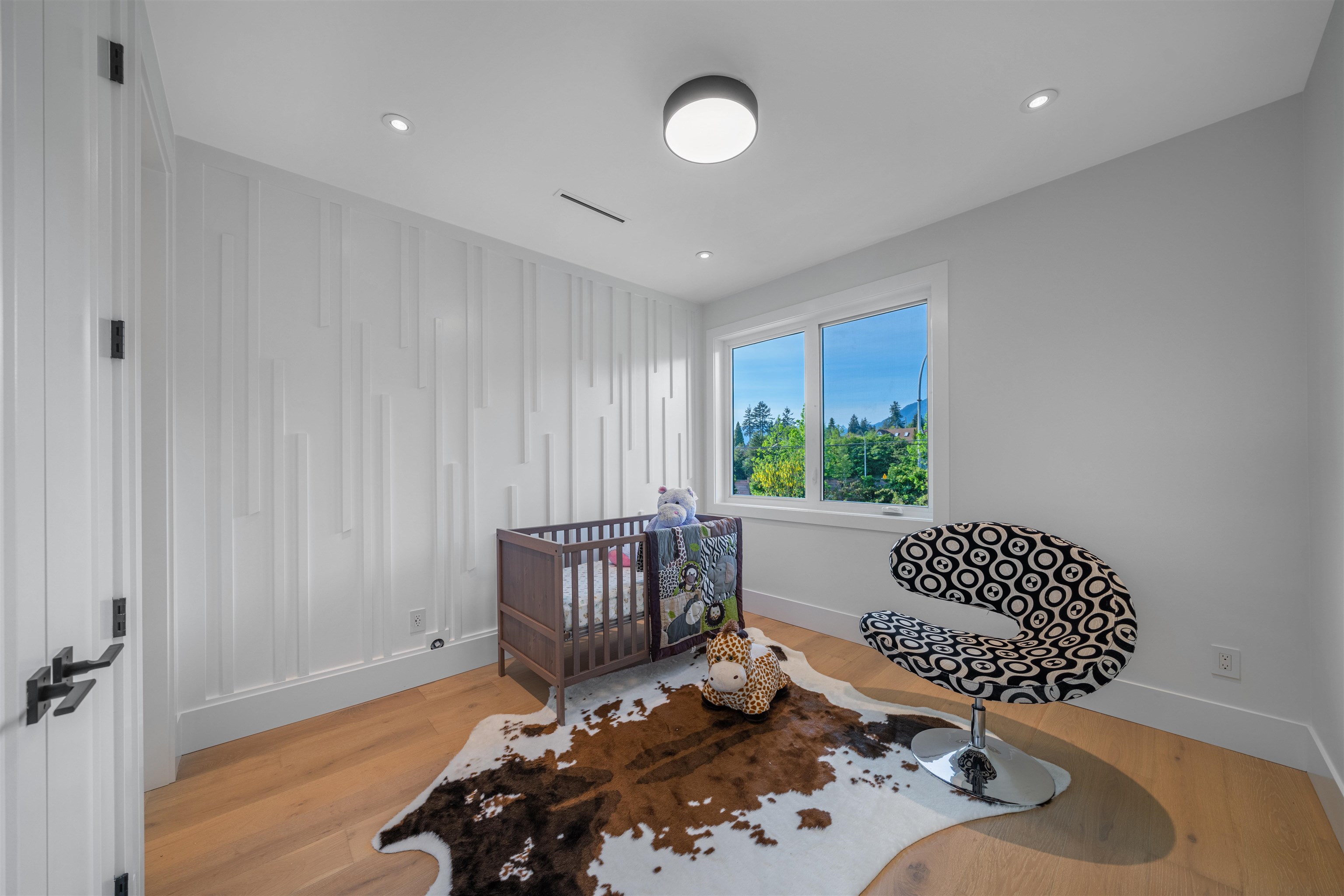  214 24th Street - MLS&reg; # R3142141