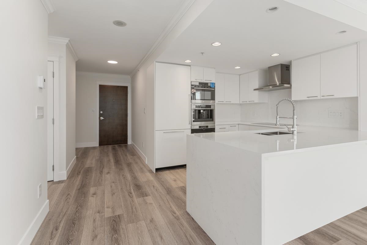 704 125 Milross Avenue - MLS&reg; # R3142167