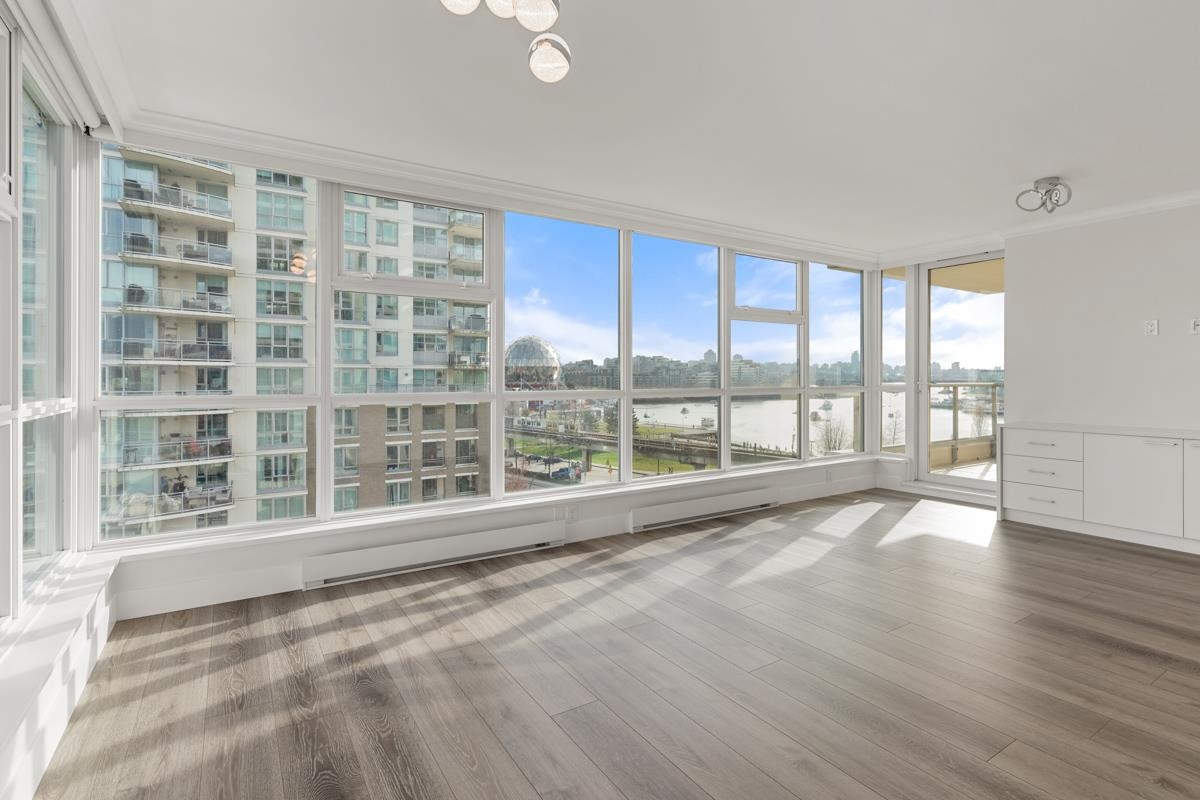 704 125 Milross Avenue - MLS&reg; # R3142167