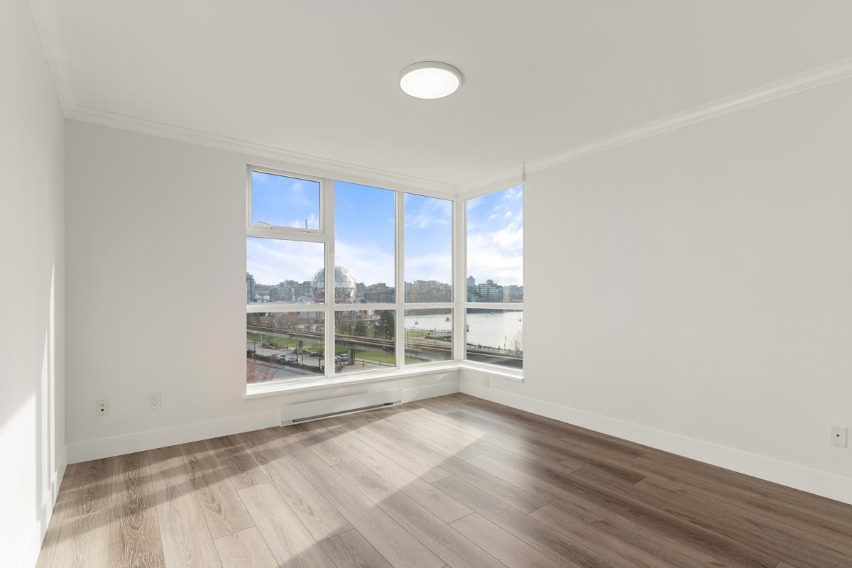 704 125 Milross Avenue - MLS&reg; # R3142167