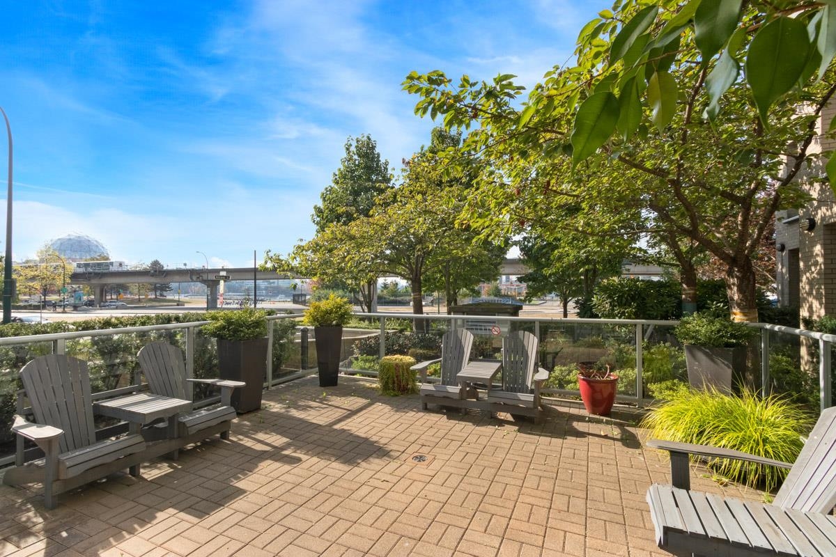 704 125 Milross Avenue - MLS&reg; # R3142167