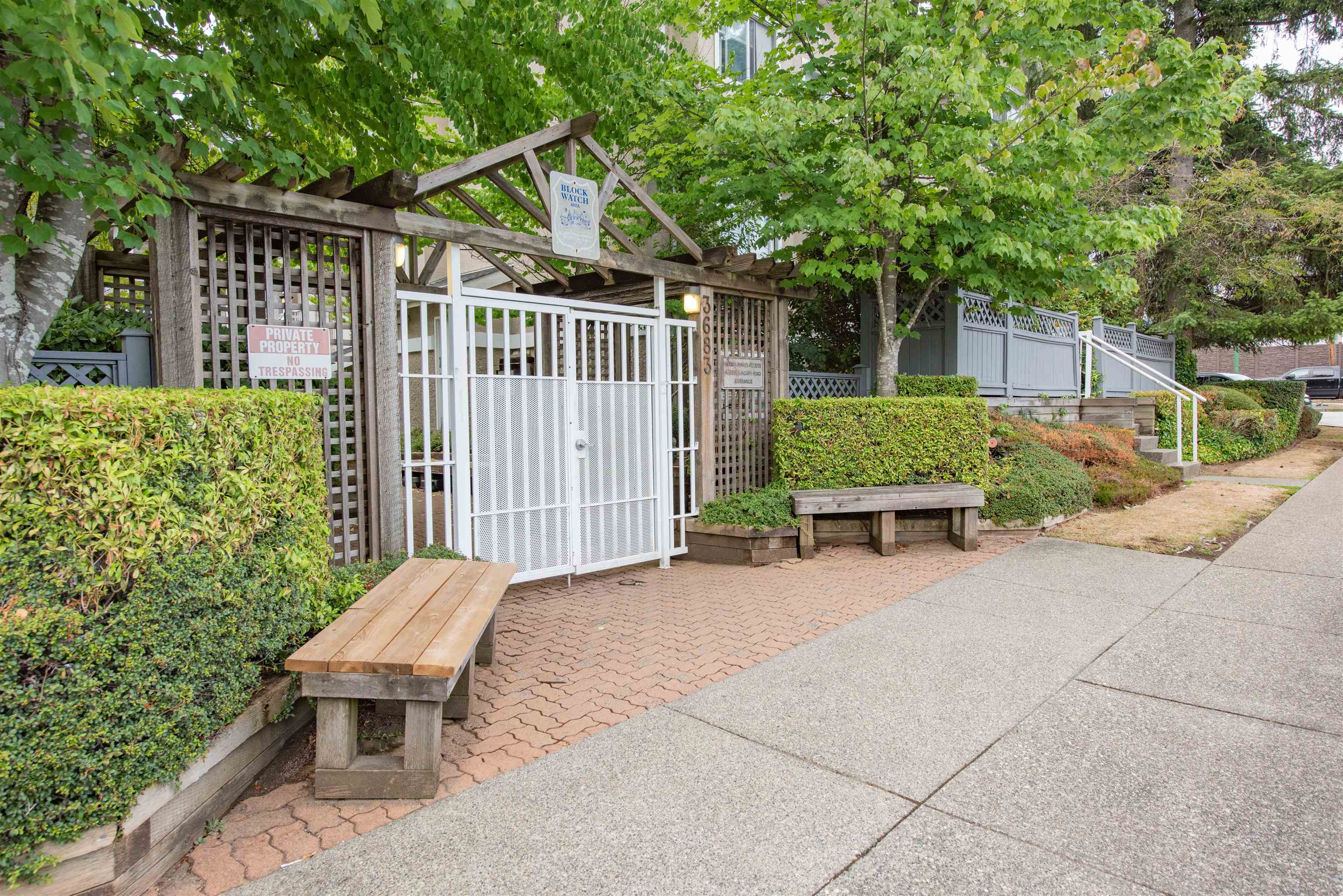 202 3683 Wellington Avenue - MLS&reg; # R3142241