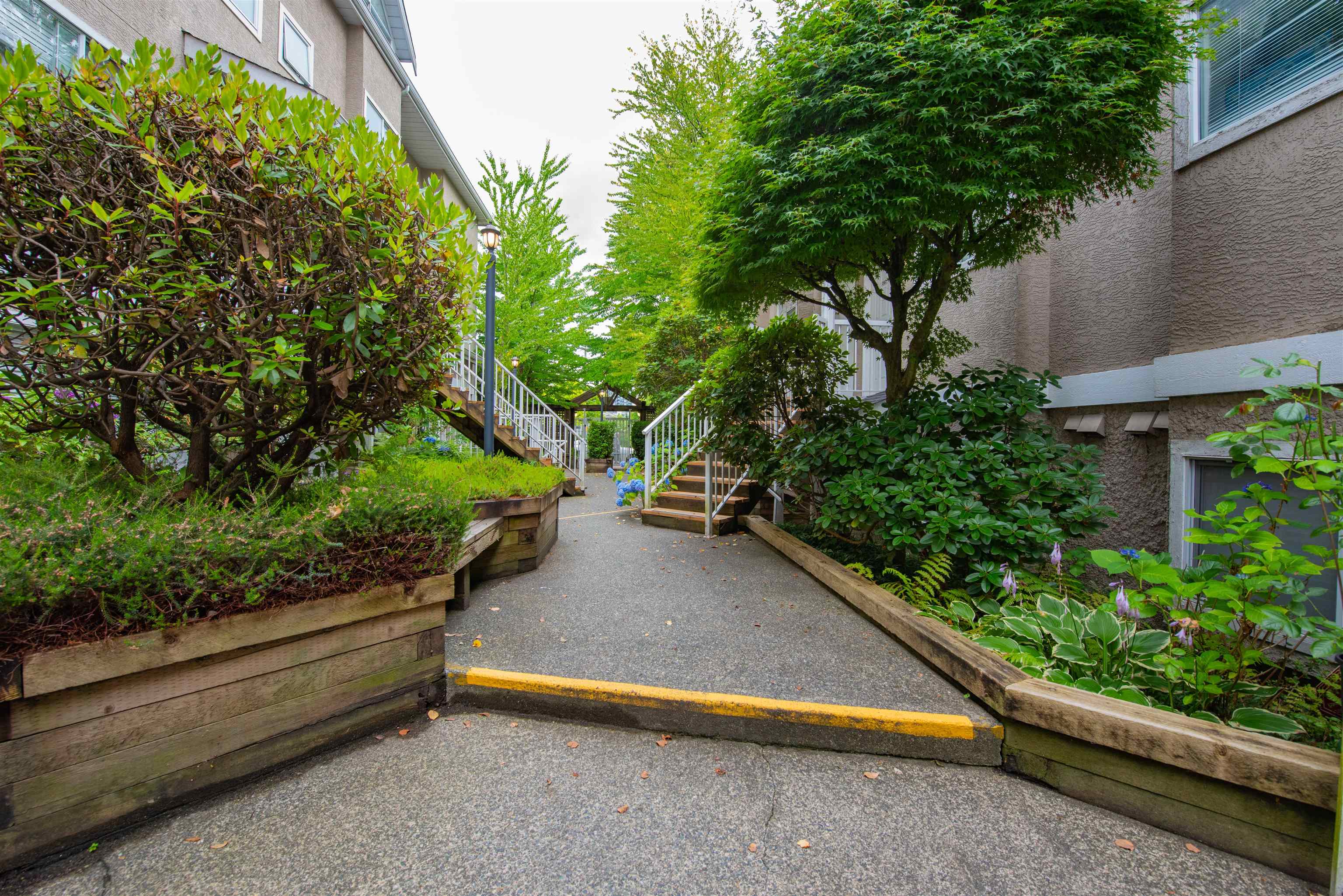 202 3683 Wellington Avenue - MLS&reg; # R3142241