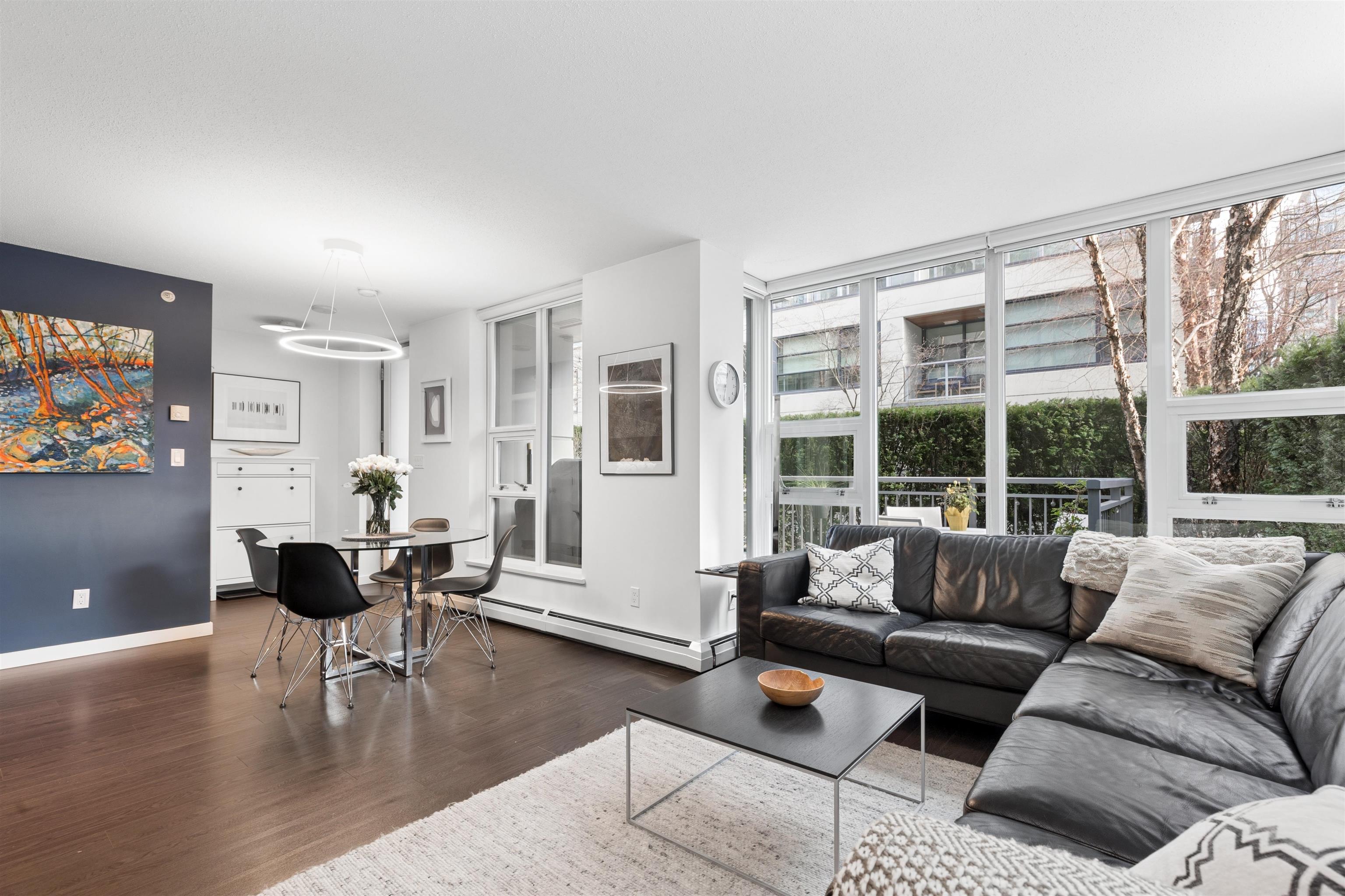  156 1st Avenue - MLS&reg; # R3142601