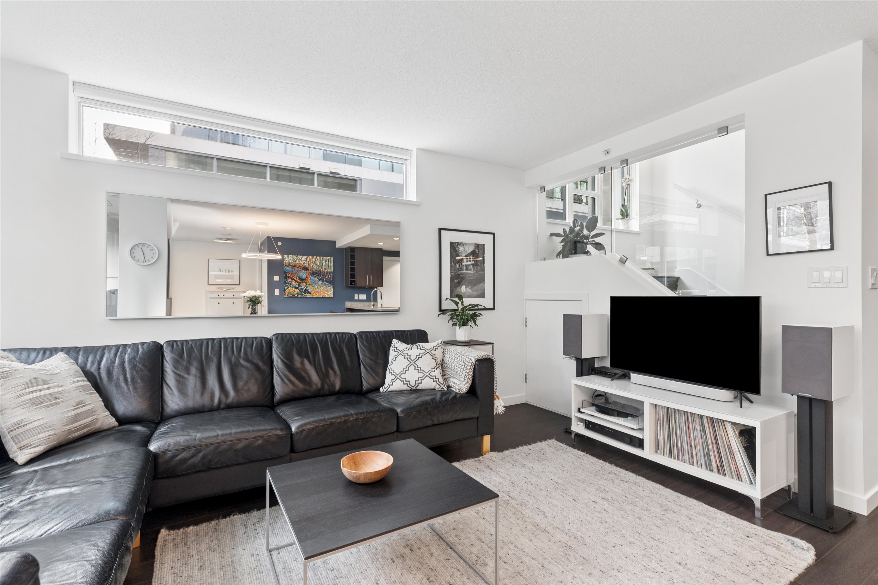  156 1st Avenue - MLS&reg; # R3142601