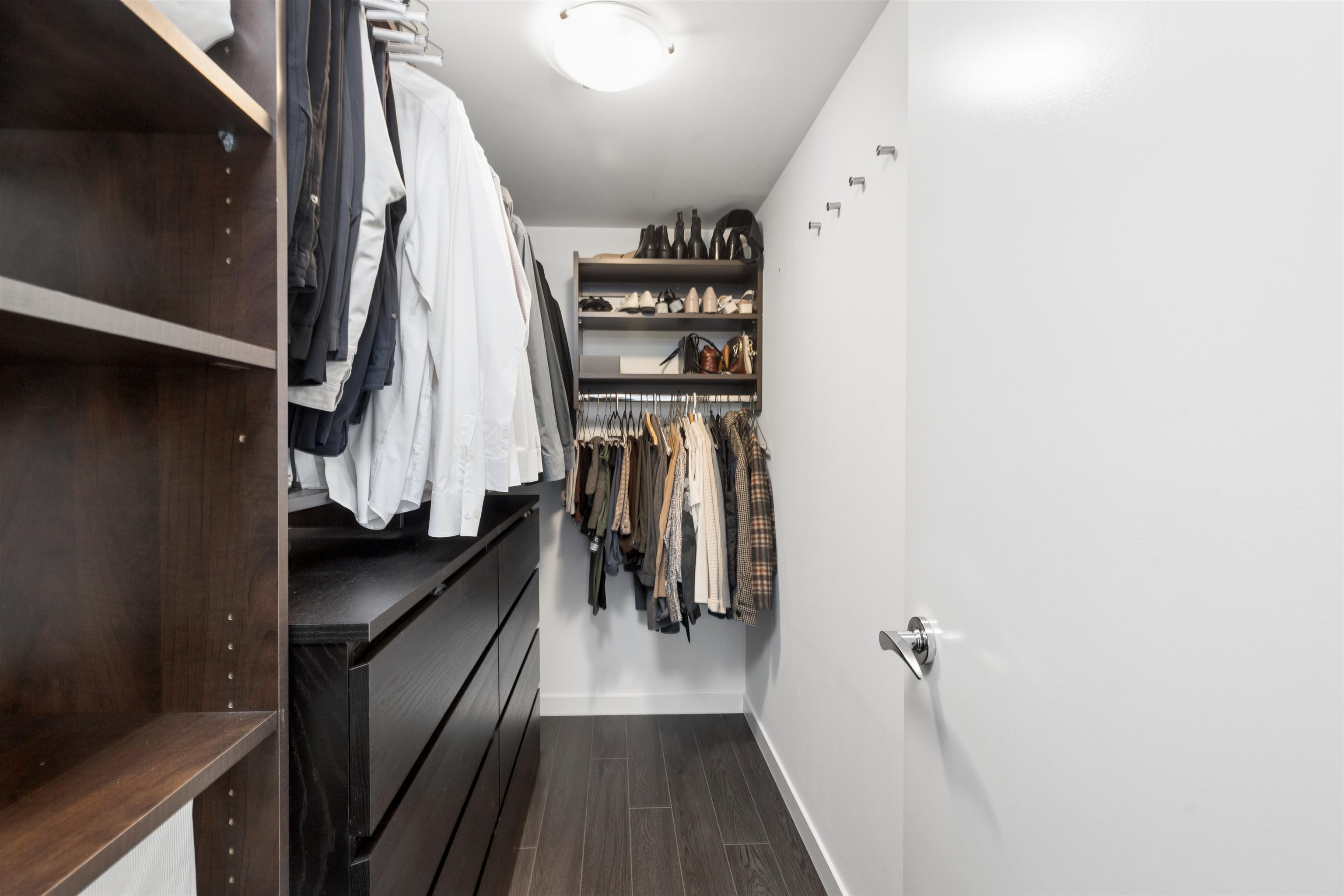  156 1st Avenue - MLS&reg; # R3142601