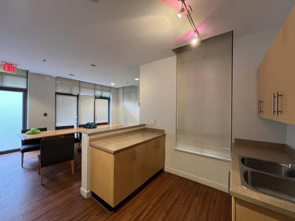 201 3660 Vanness Avenue - MLS&reg; # R3142762
