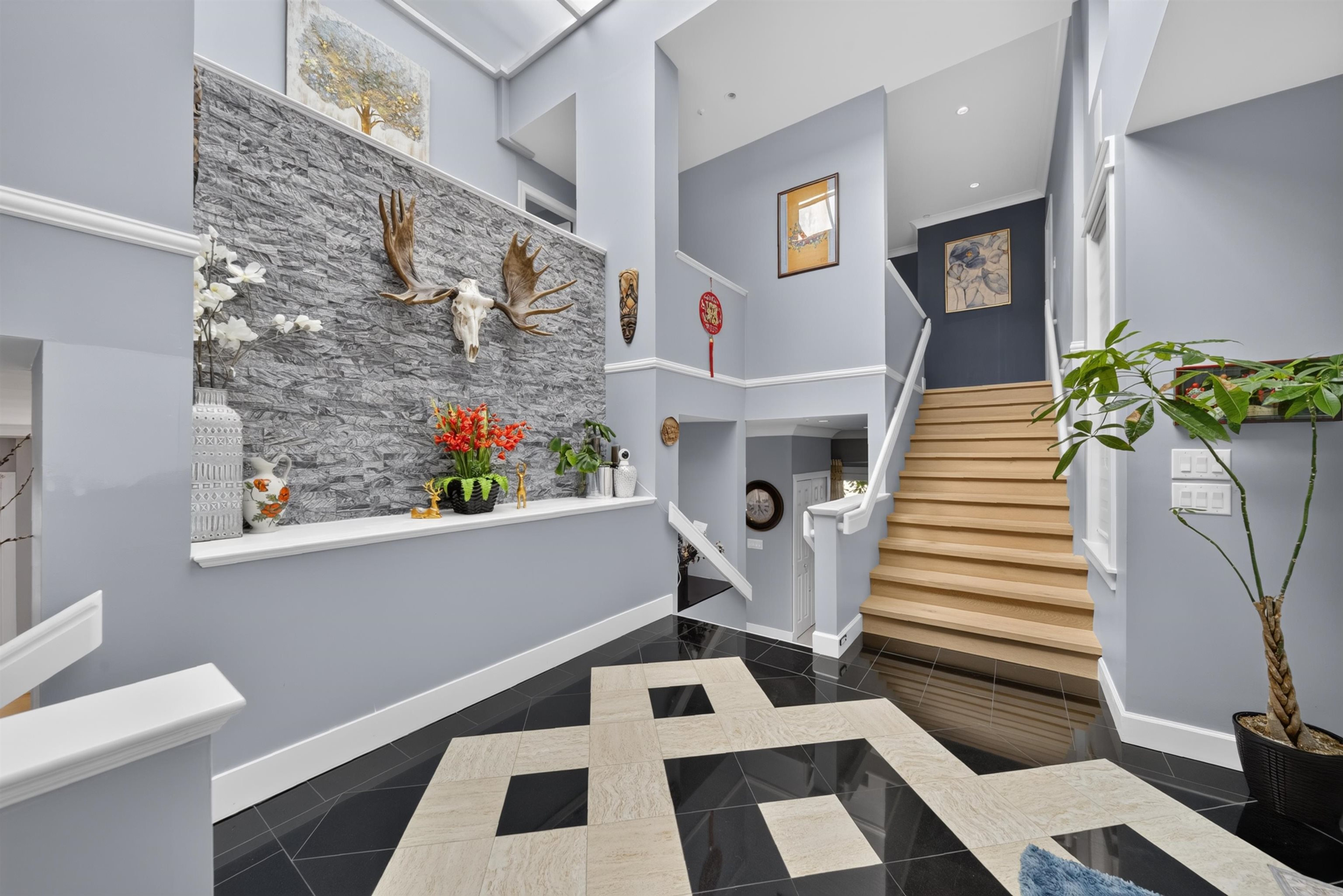  1572 Chippendale Court - MLS&reg; # R3142850