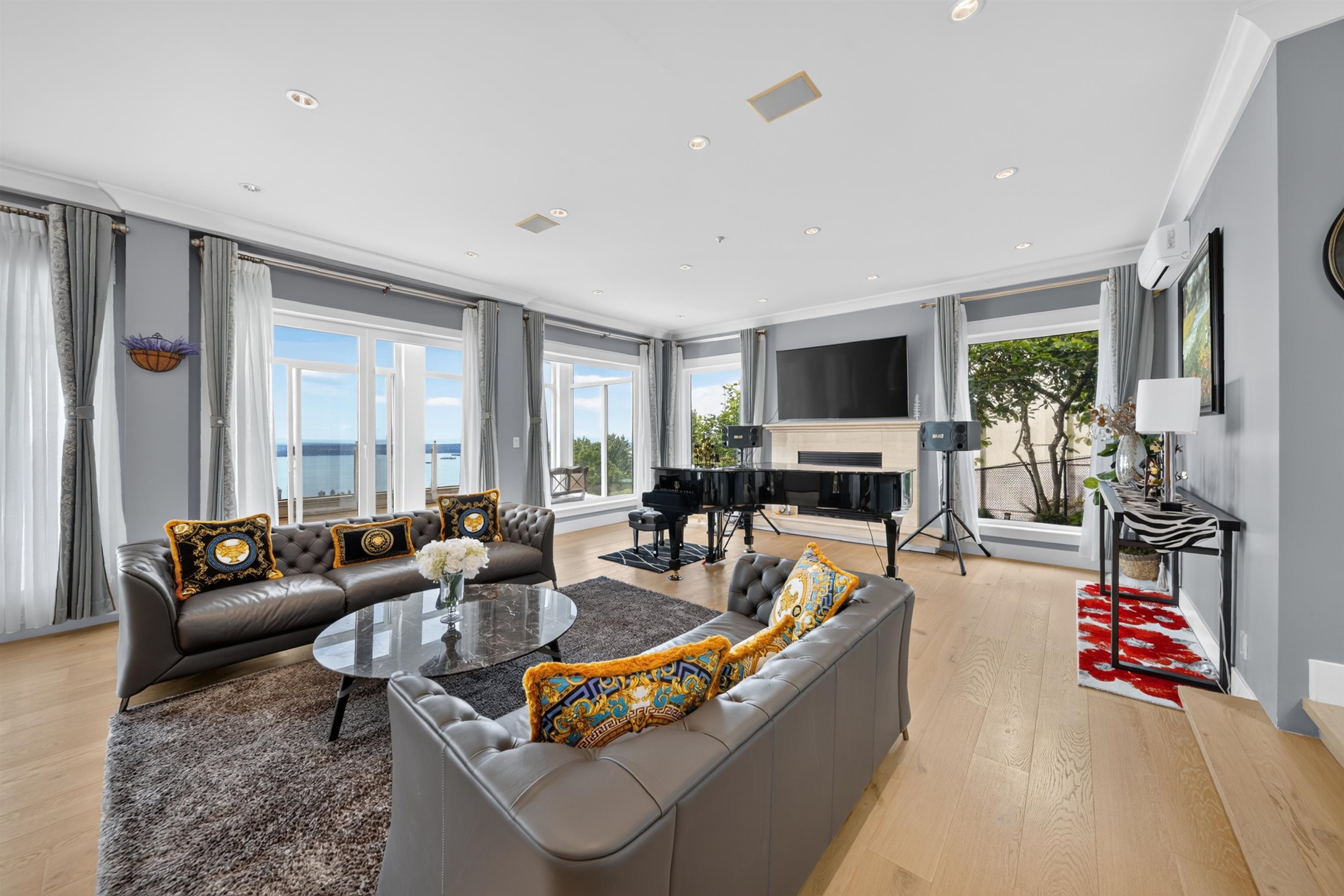  1572 Chippendale Court - MLS&reg; # R3142850