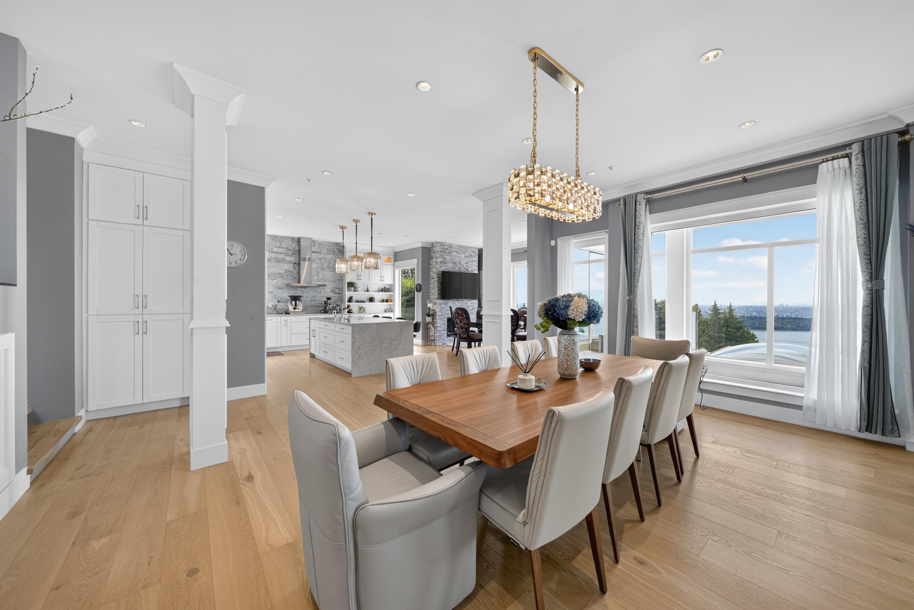  1572 Chippendale Court - MLS&reg; # R3142850