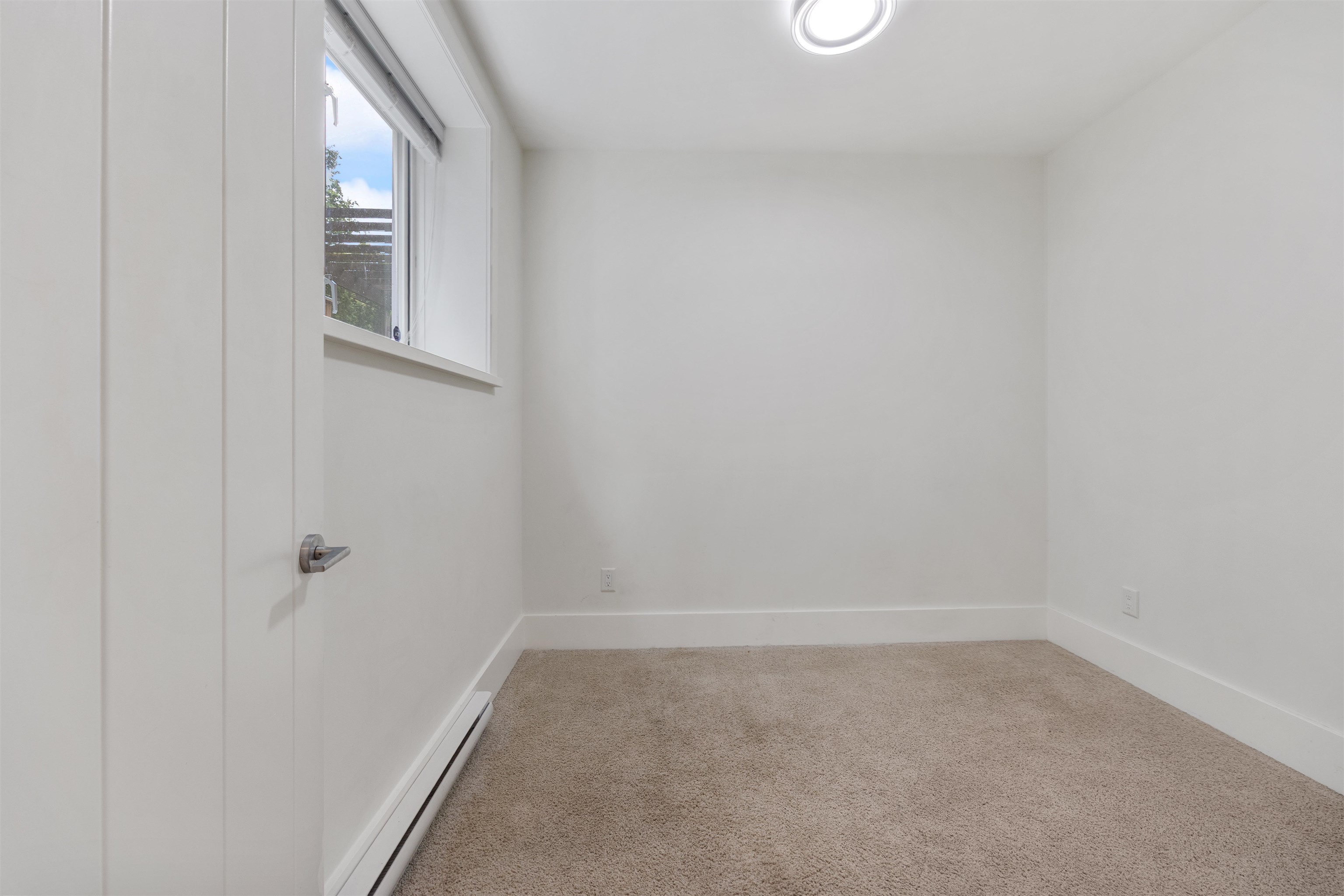  67 16th Avenue - MLS&reg; # R3142958