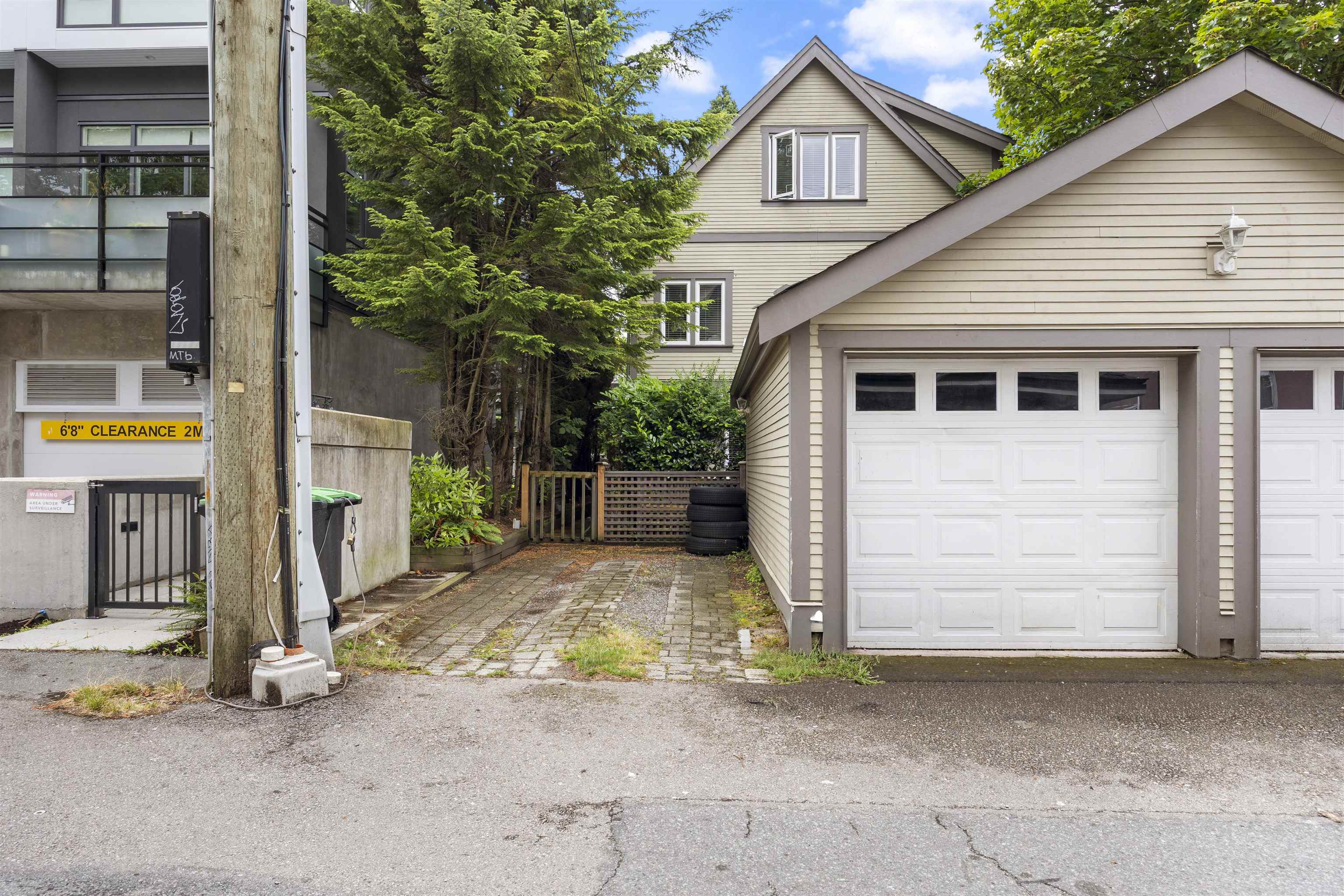  67 16th Avenue - MLS&reg; # R3142958