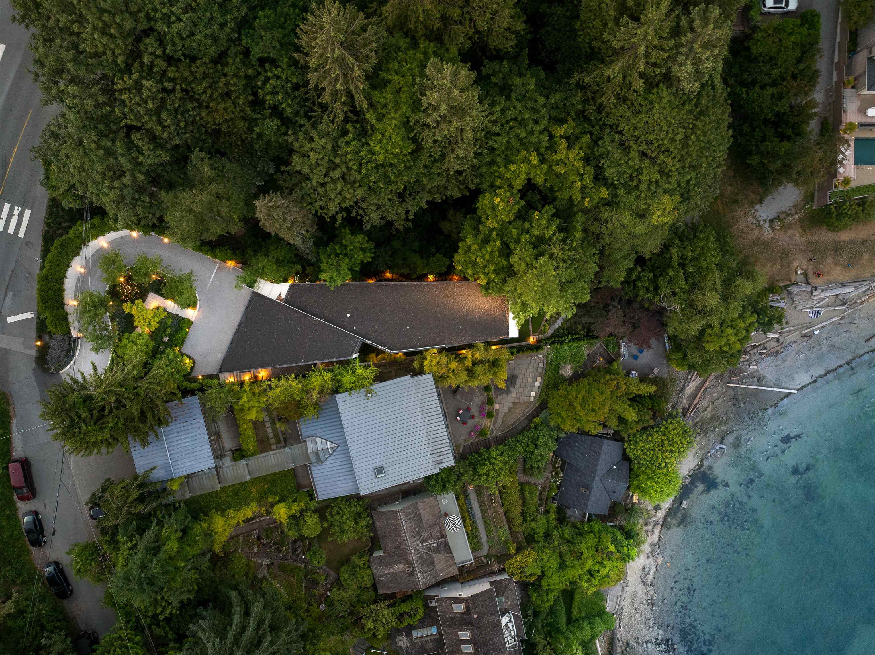  3478 Marine Drive - MLS&reg; # R3143003