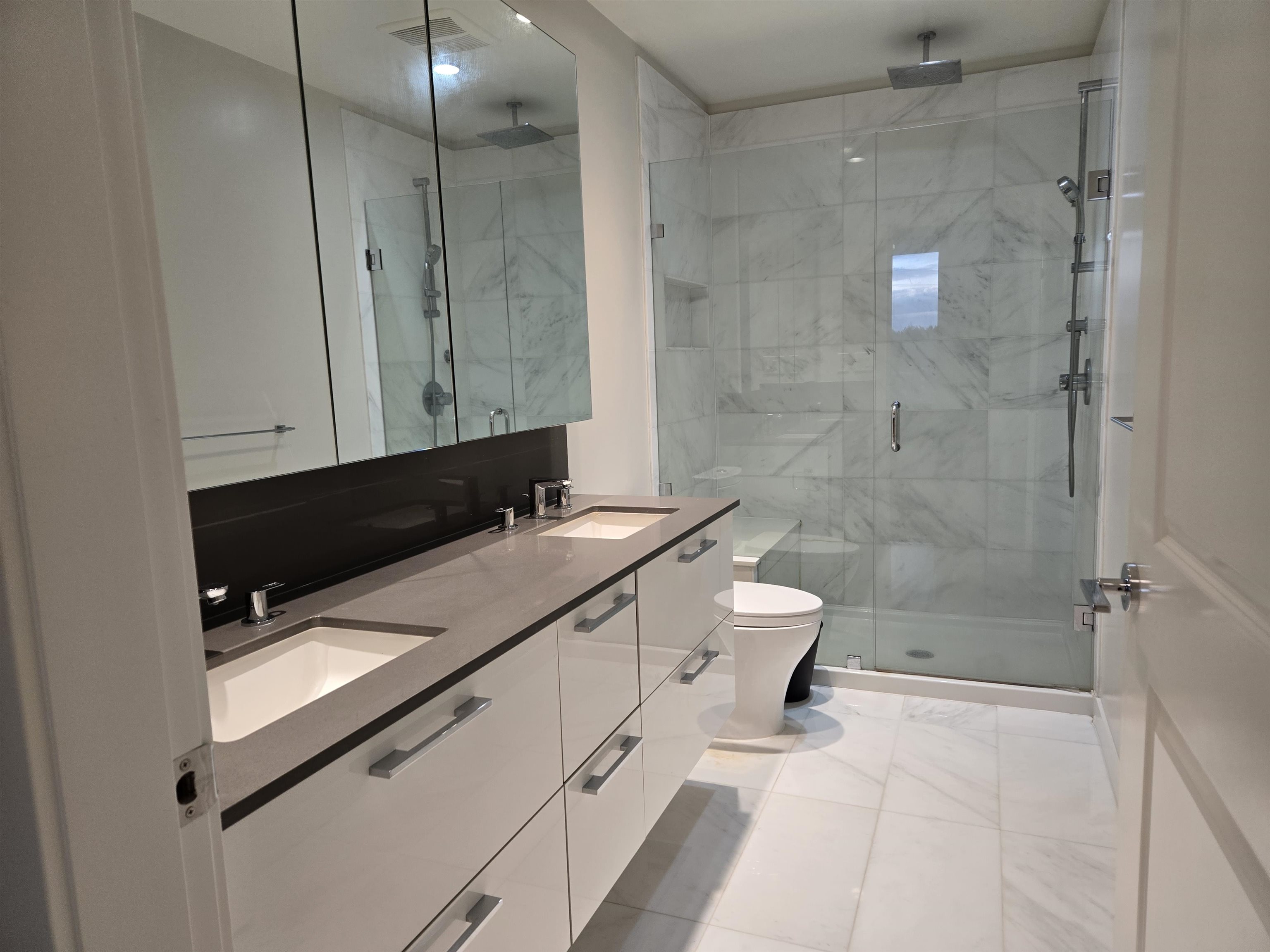 130X  3487 Binning Road  - MLS&reg; # R3144273
