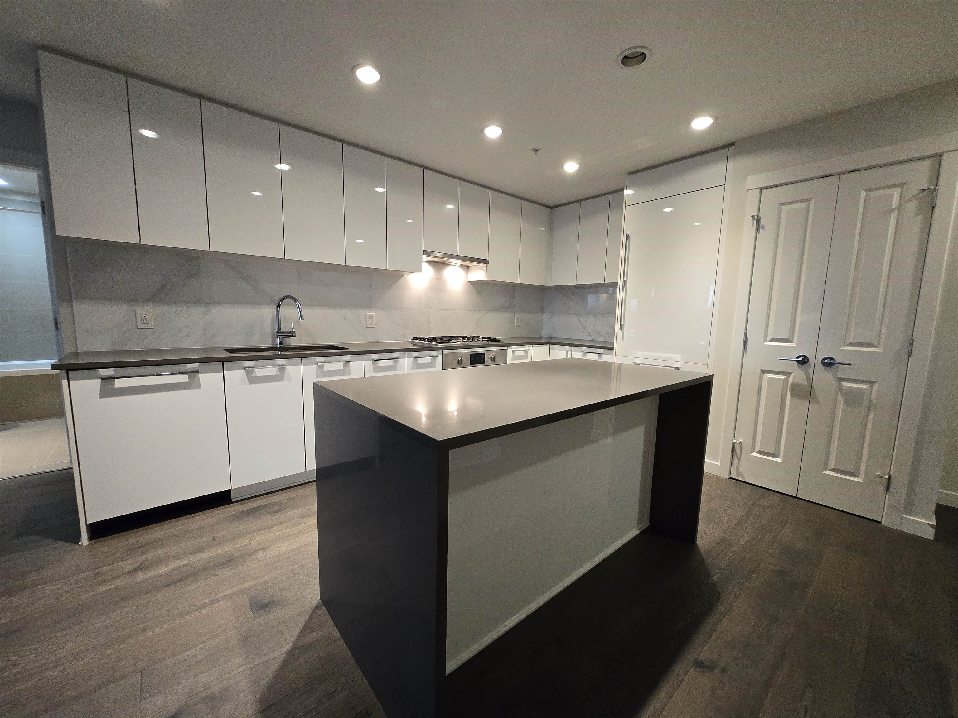 130X  3487 Binning Road  - MLS&reg; # R3144273