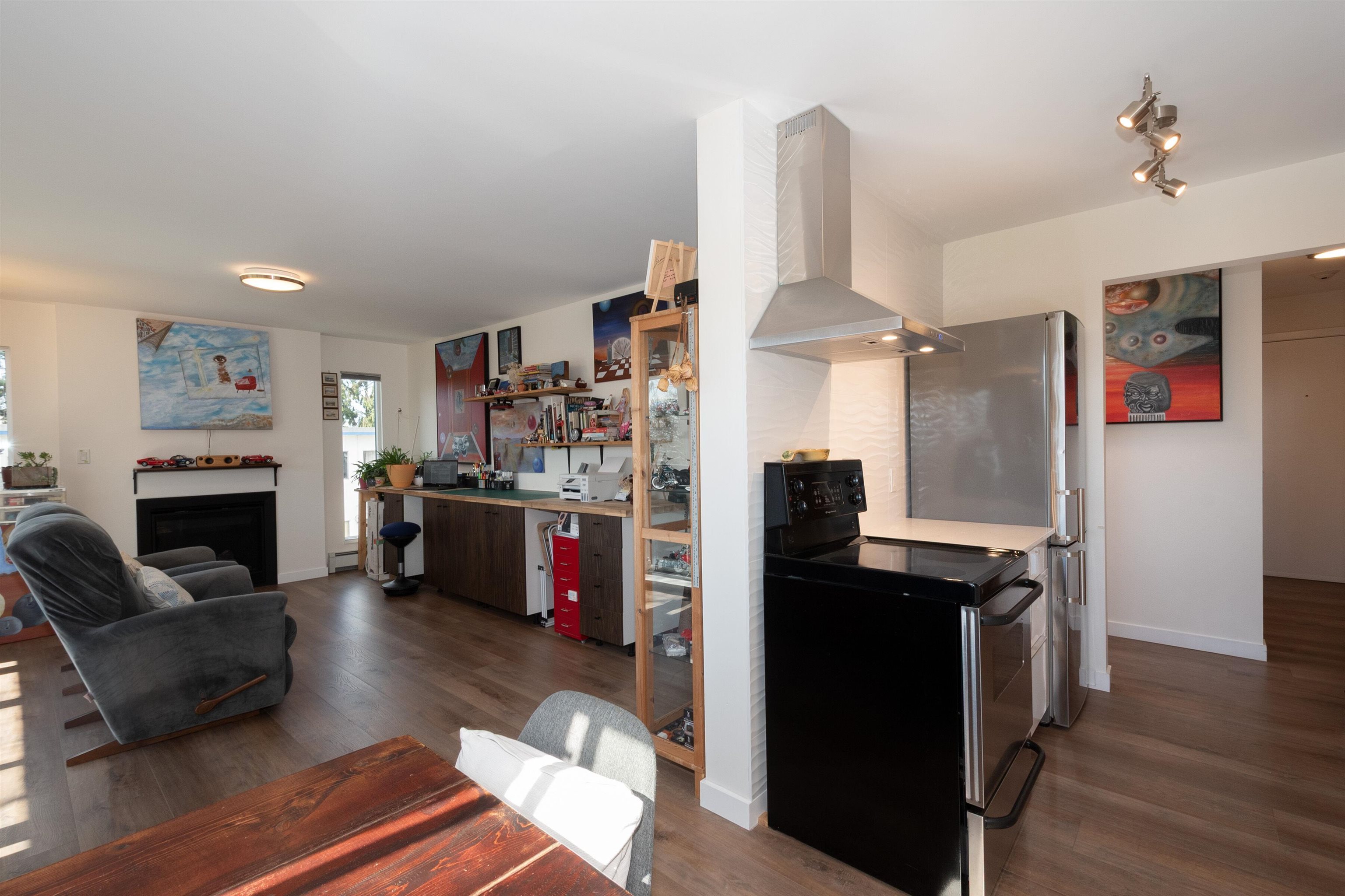 405 8775 Cartier Street - MLS&reg; # R3144469