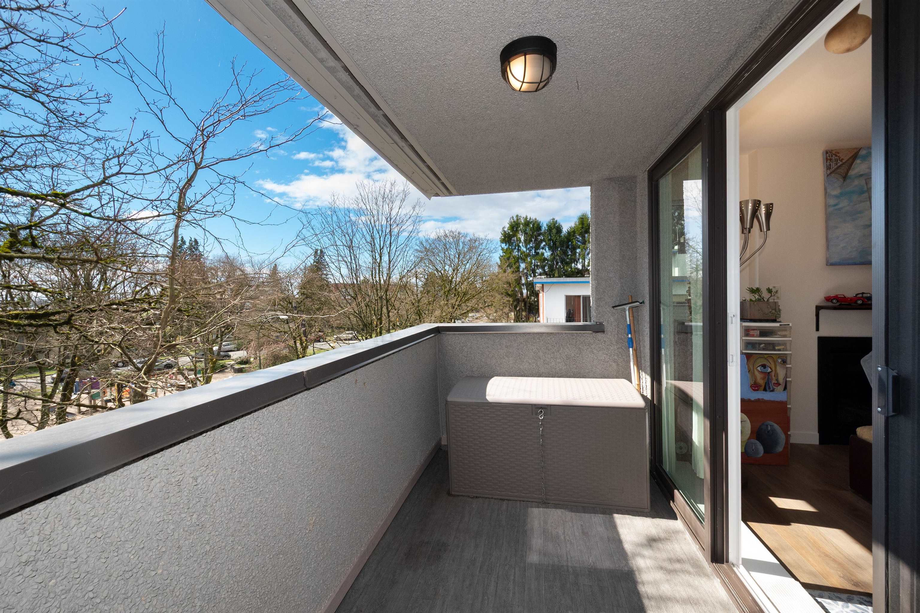 405 8775 Cartier Street - MLS&reg; # R3144469