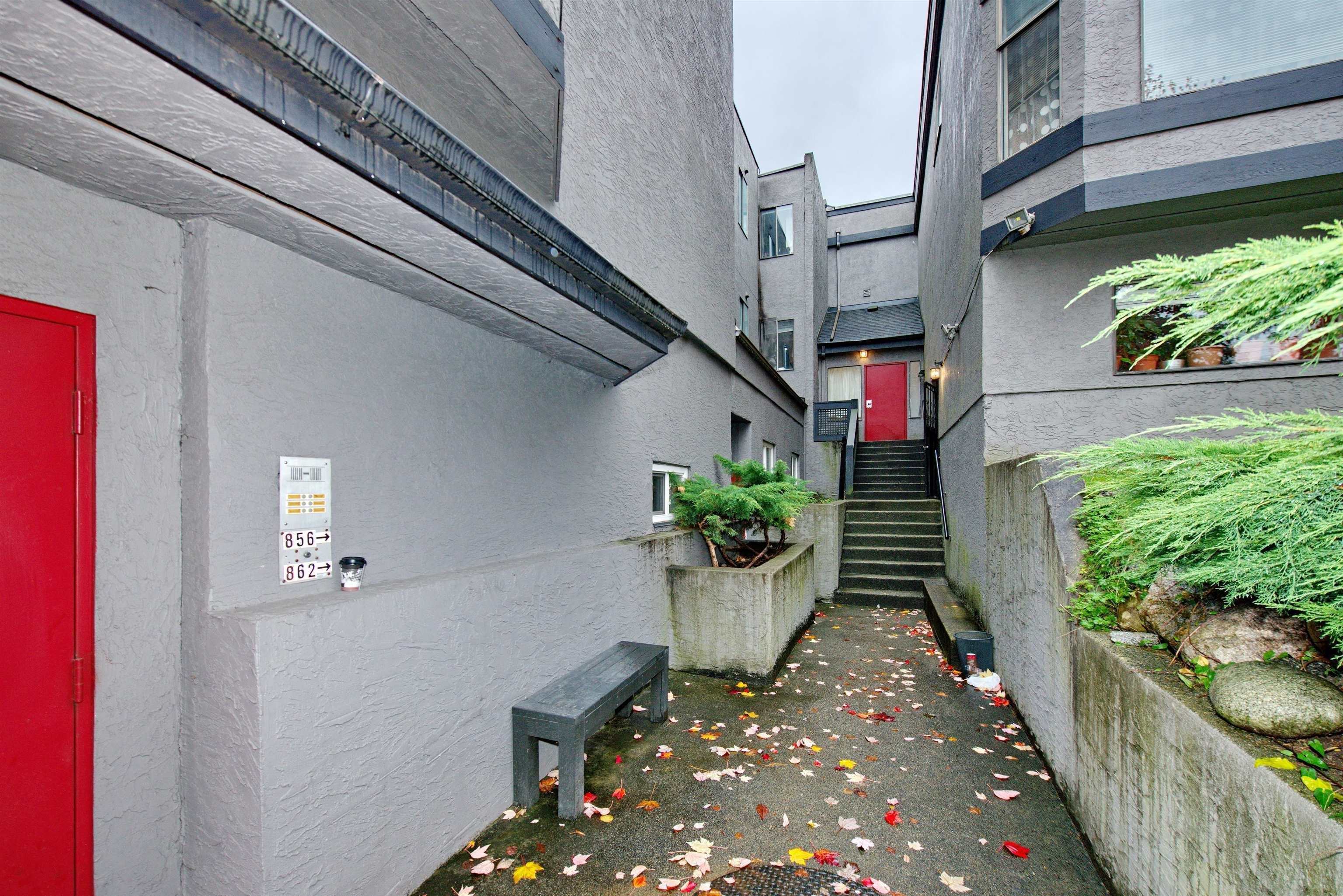 2 862 Broadway  - MLS&reg; # R3144735