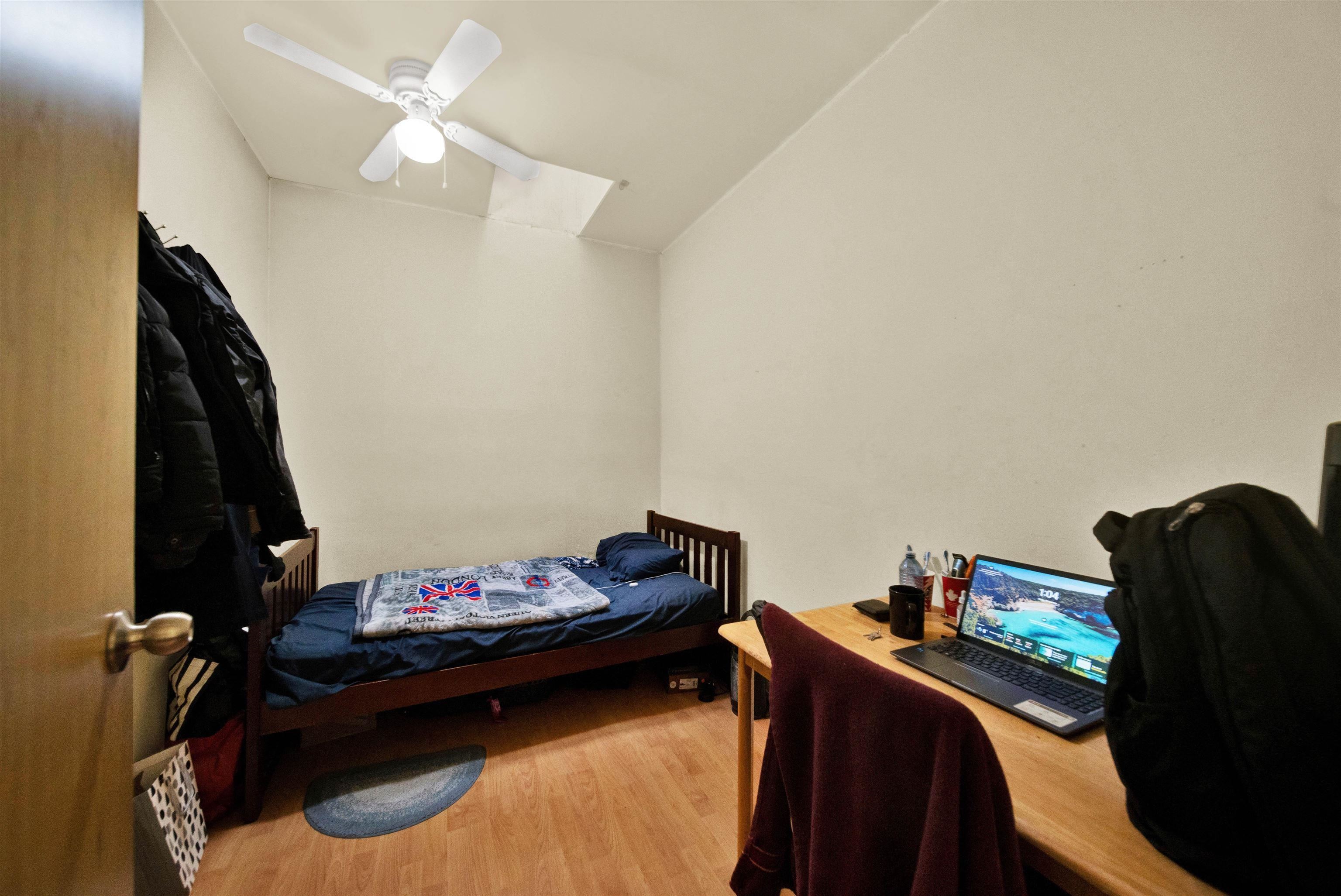 2 862 Broadway  - MLS&reg; # R3144735