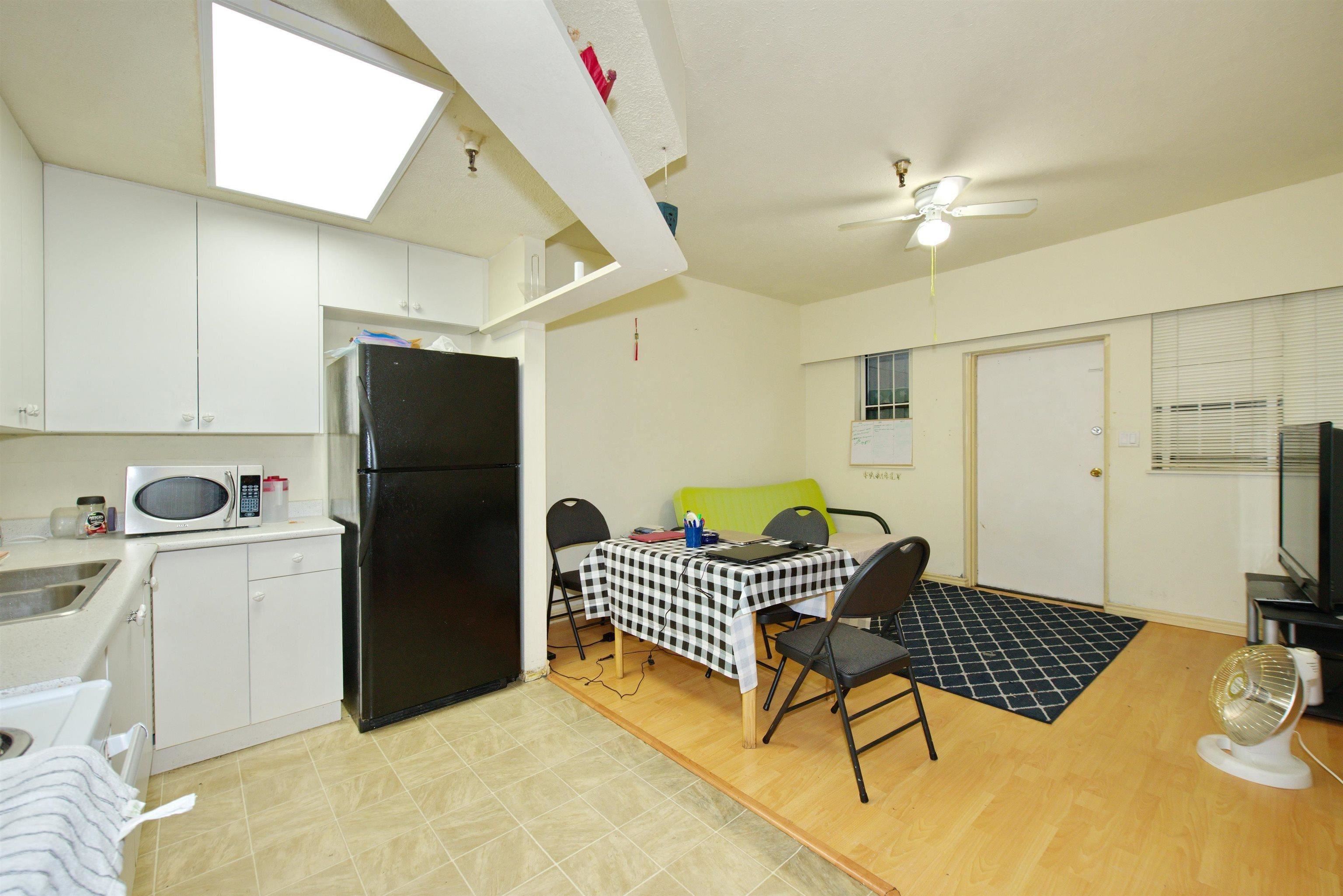 2 862 Broadway  - MLS&reg; # R3144735