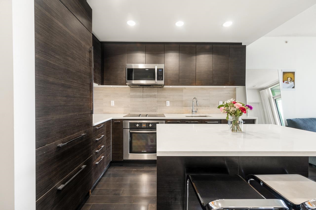 1103 5728 Berton Avenue - MLS&reg; # R3145023