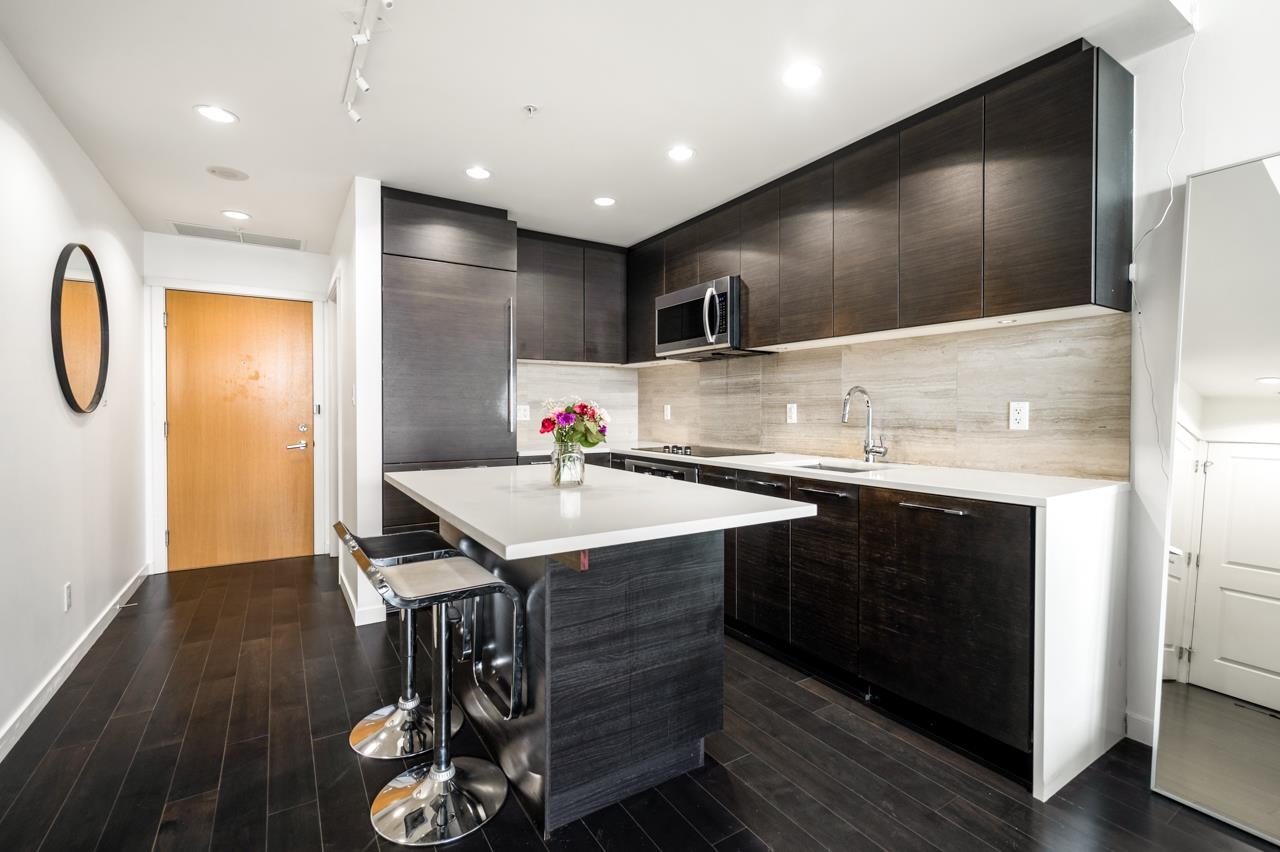 1103 5728 Berton Avenue - MLS&reg; # R3145023