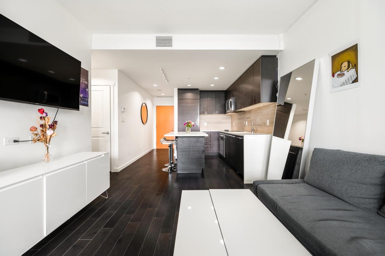 1103 5728 Berton Avenue - MLS&reg; # R3145023