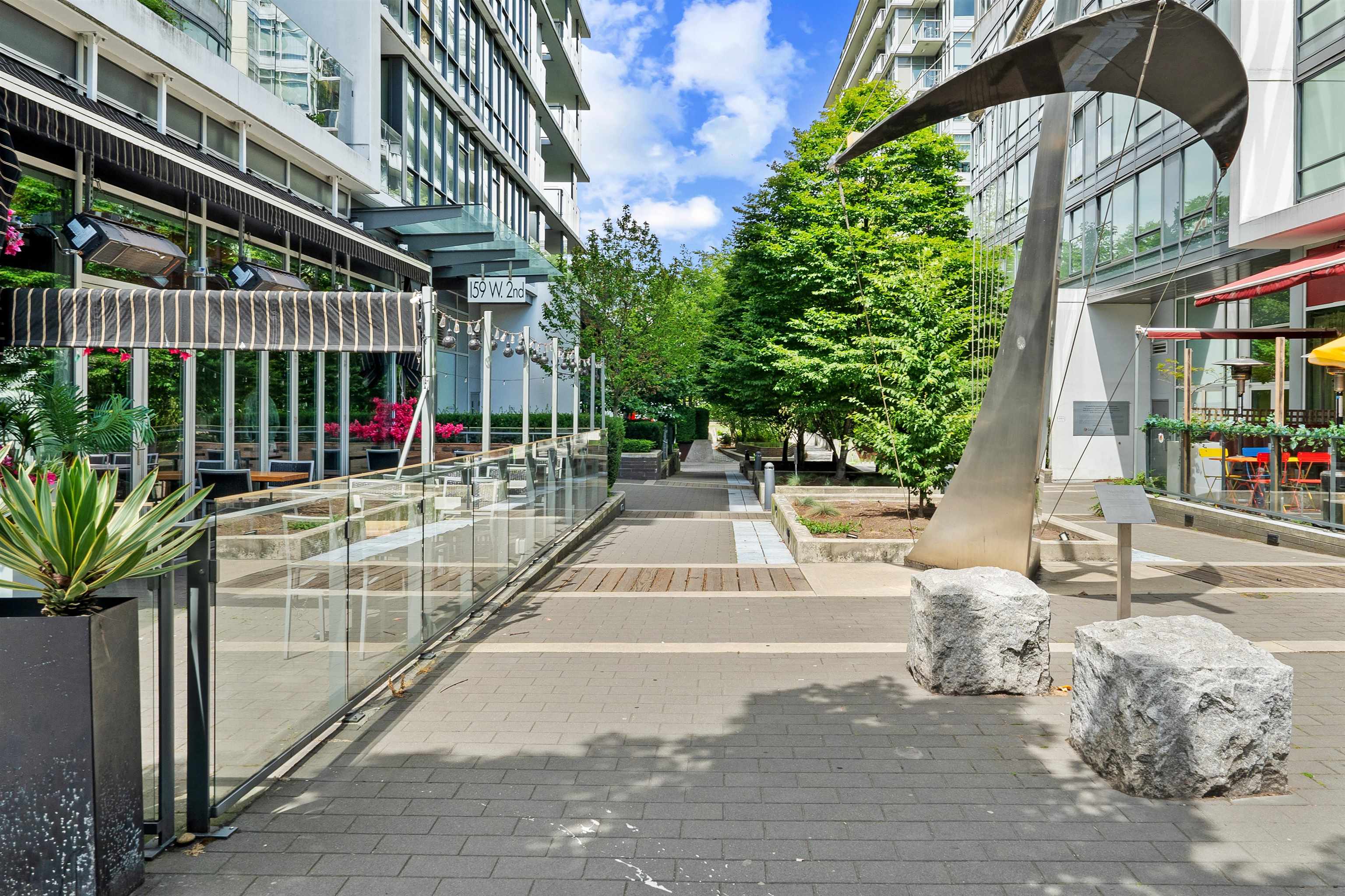 523 159 2nd Avenue - MLS&reg; # R3145627