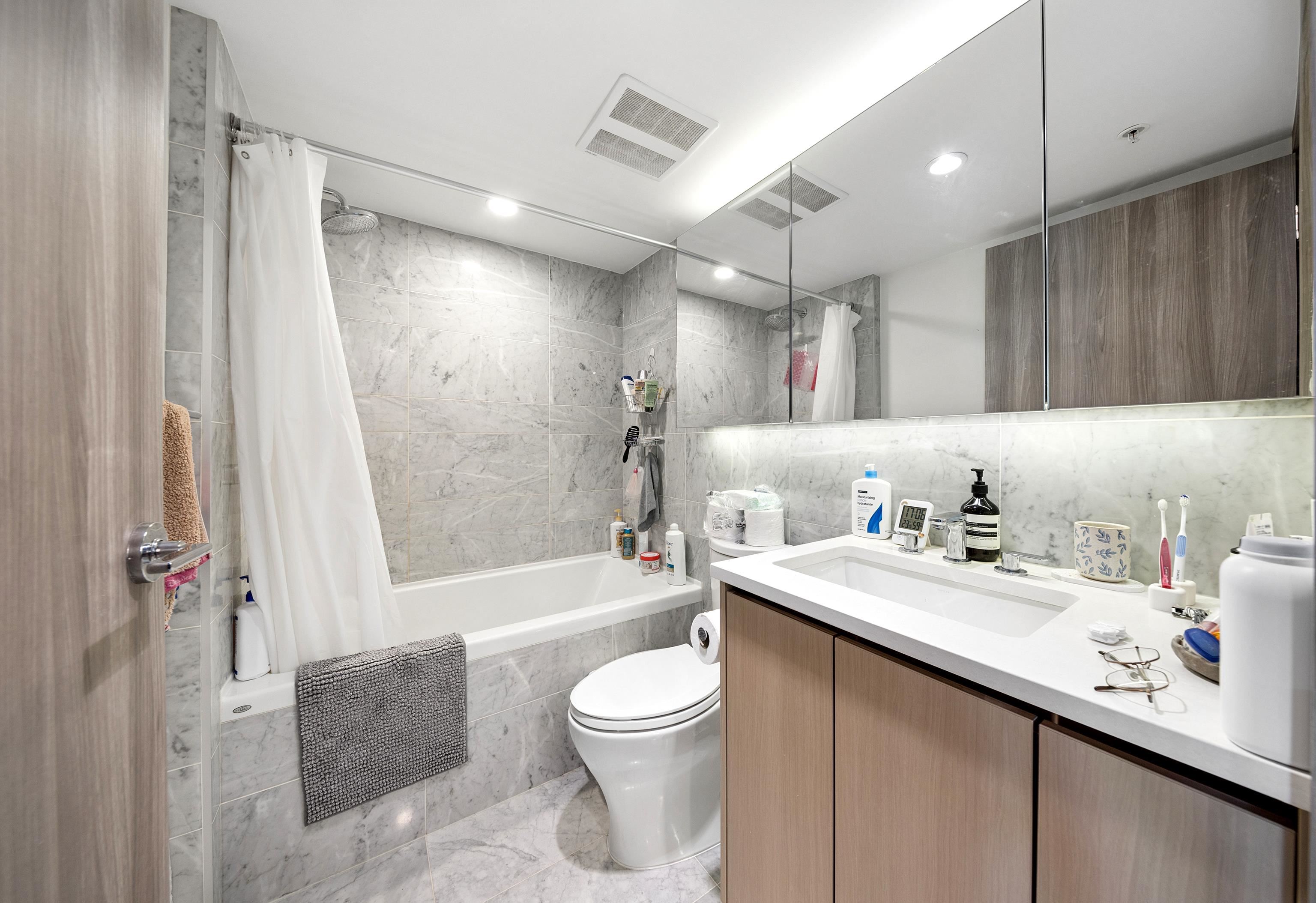 512 433 Marine Drive - MLS&reg; # R3146001