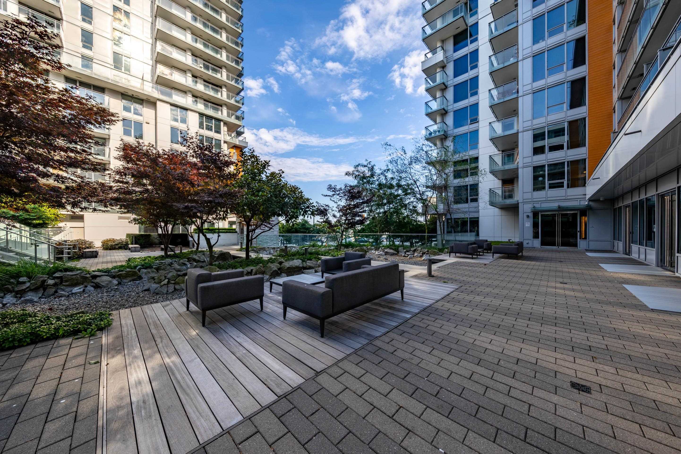 512 433 Marine Drive - MLS&reg; # R3146001