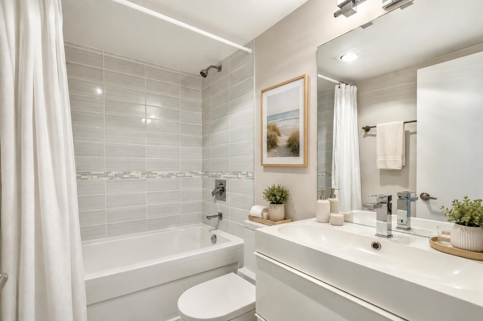 14 939 7th Avenue - MLS&reg; # R3146176