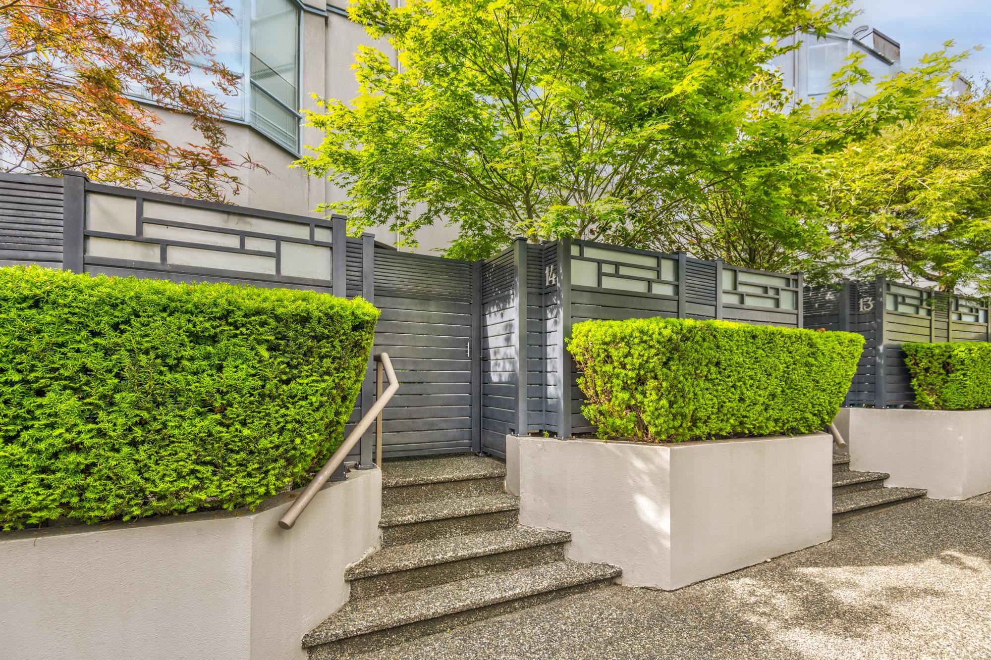 14 939 7th Avenue - MLS&reg; # R3146176