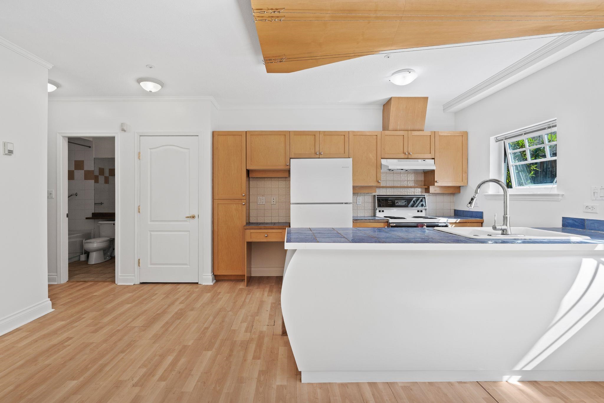  3027 7th Avenue - MLS&reg; # R3146709