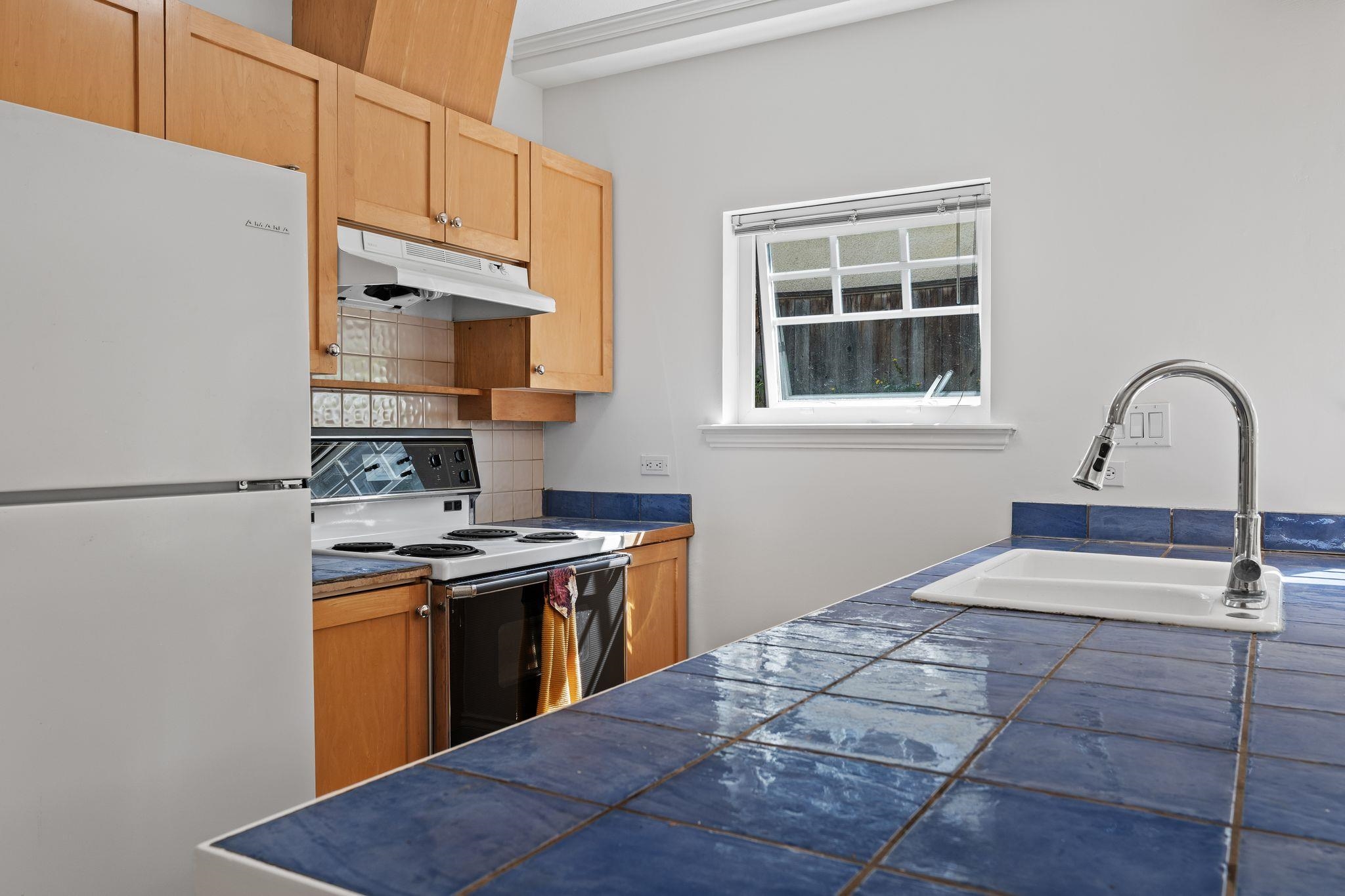  3027 7th Avenue - MLS&reg; # R3146709