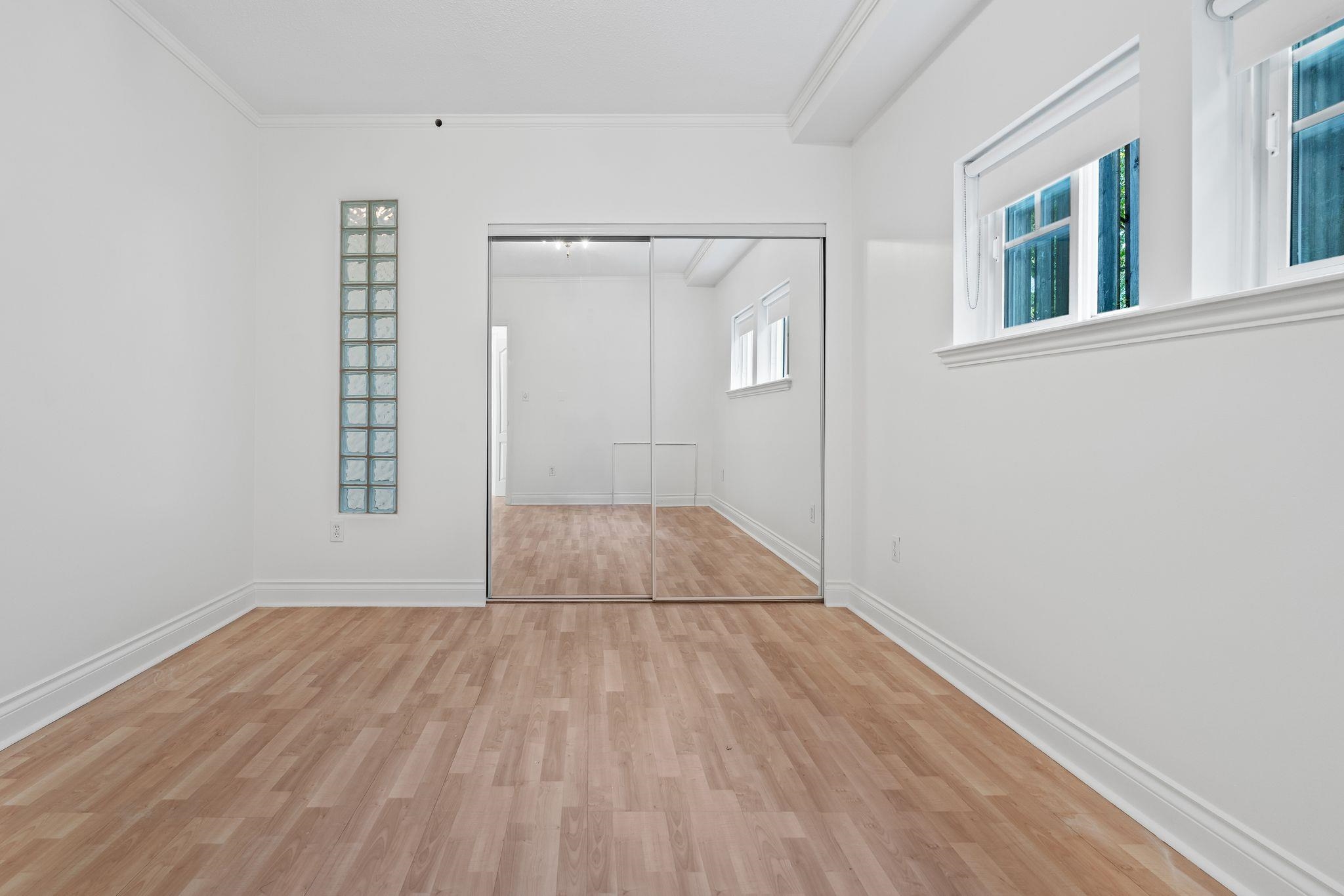  3027 7th Avenue - MLS&reg; # R3146709