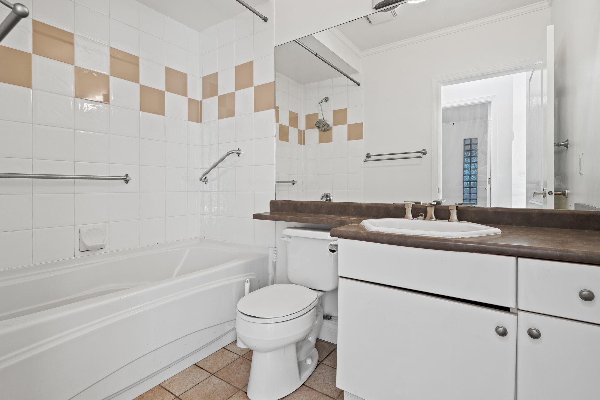  3027 7th Avenue - MLS&reg; # R3146709