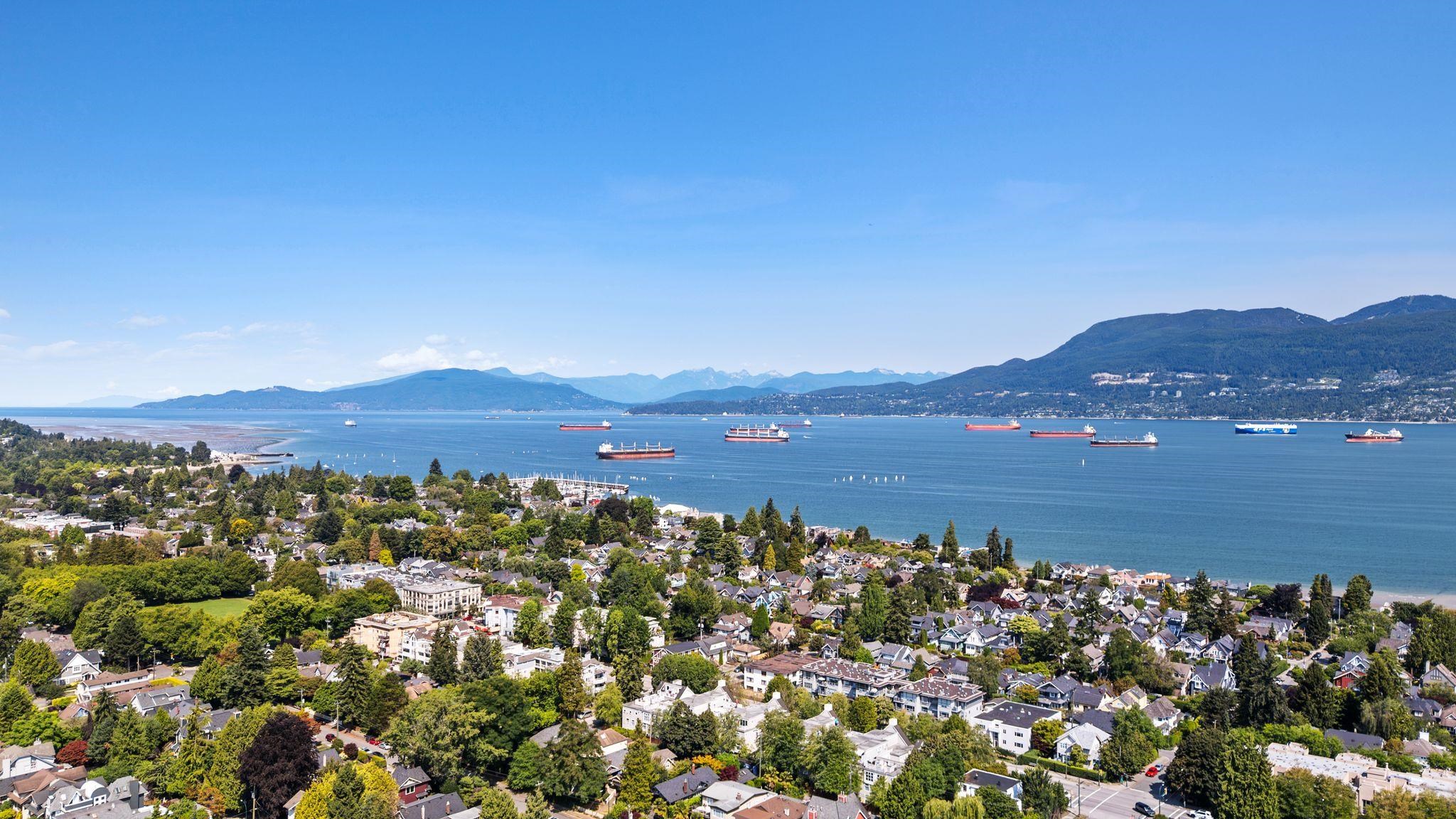  3027 7th Avenue - MLS&reg; # R3146709