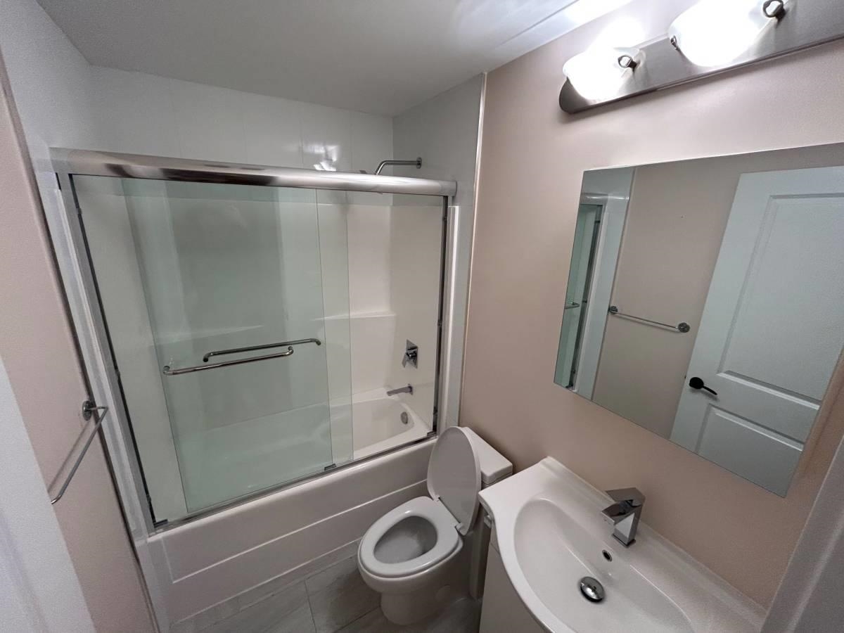 4XX 191 11th Avenue - MLS&reg; # R3146842