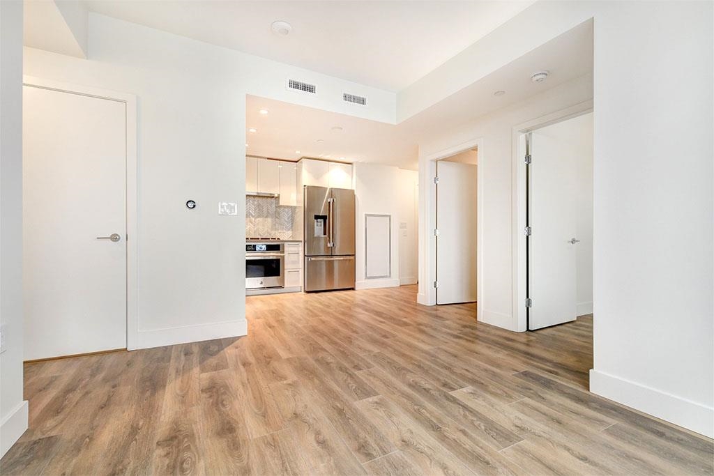604 3581 Kent Avenue - MLS&reg; # R3147733