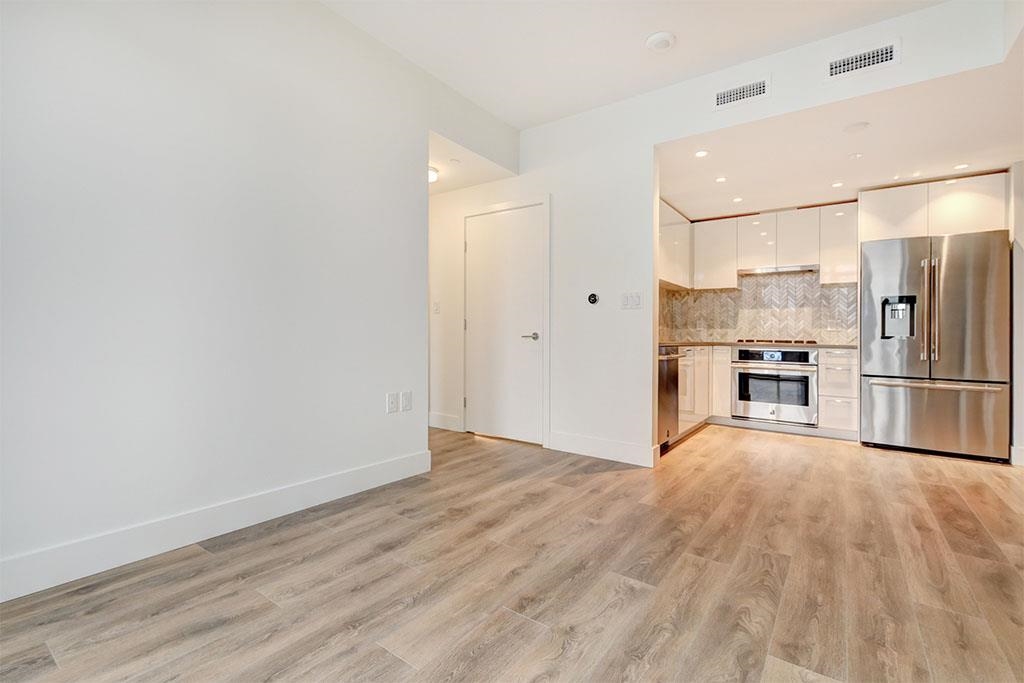 604 3581 Kent Avenue - MLS&reg; # R3147733
