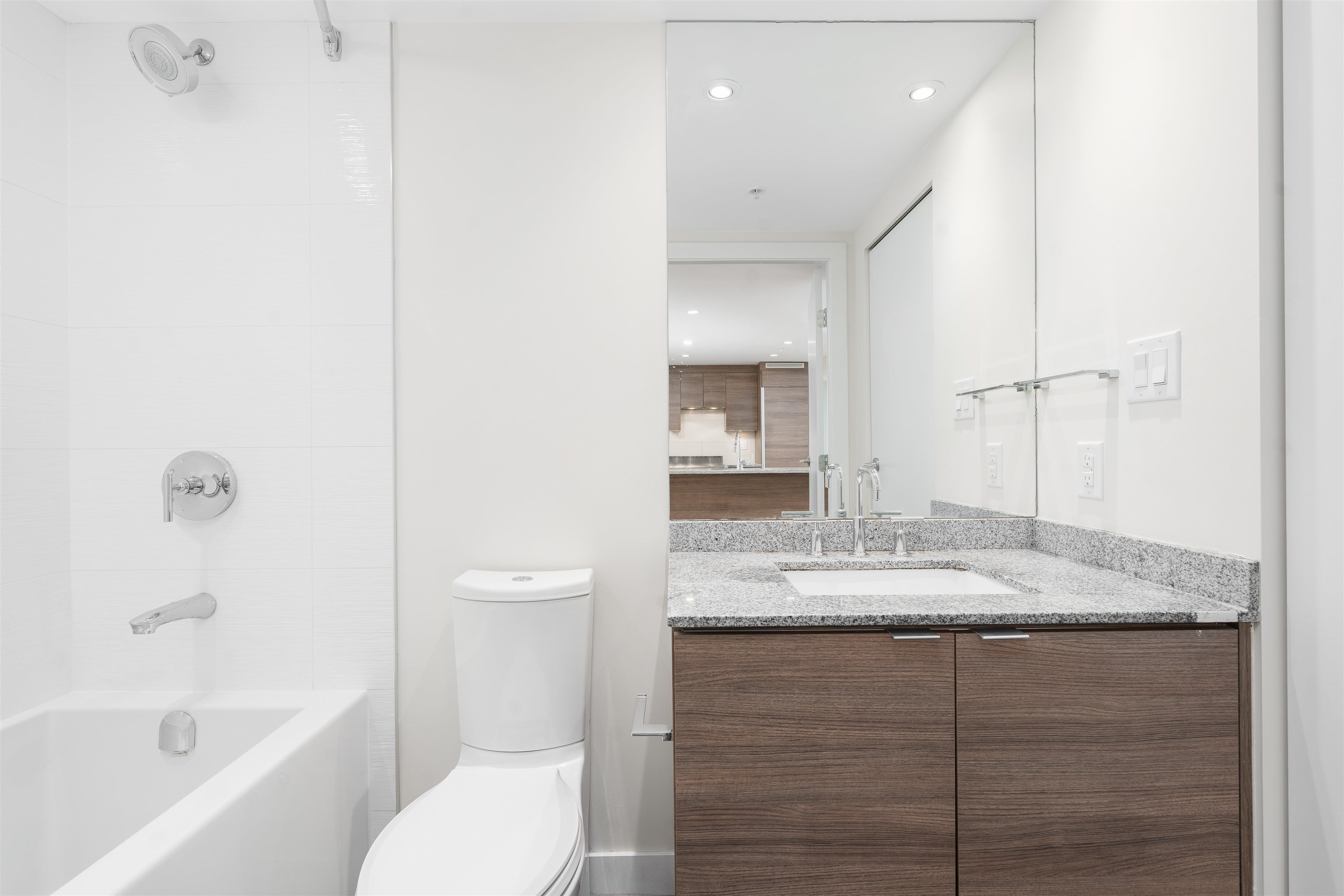 1107 488 Marine Drive - MLS&reg; # R3148744