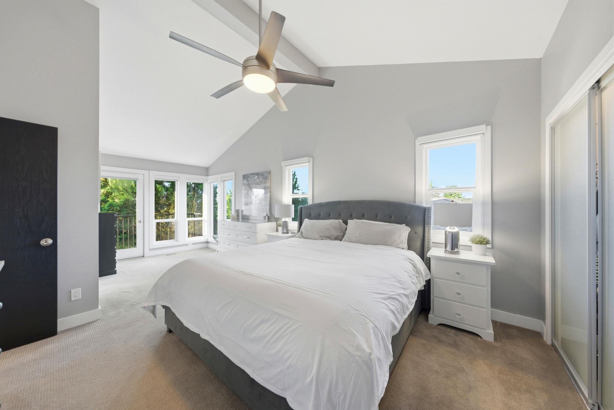  2023 Hill Drive - MLS&reg; # R3148869