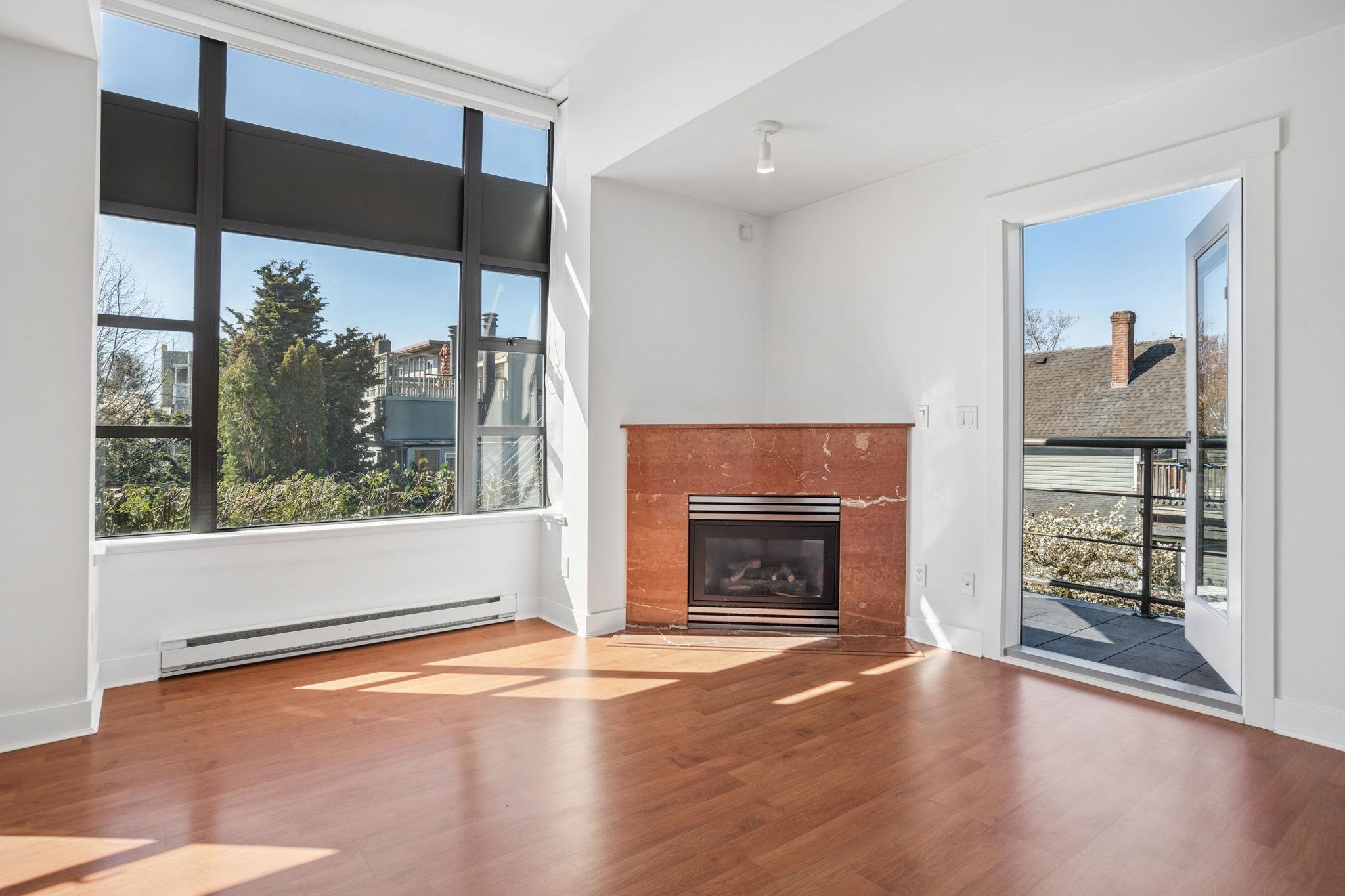 305 2119 Yew Street - MLS&reg; # R3149072