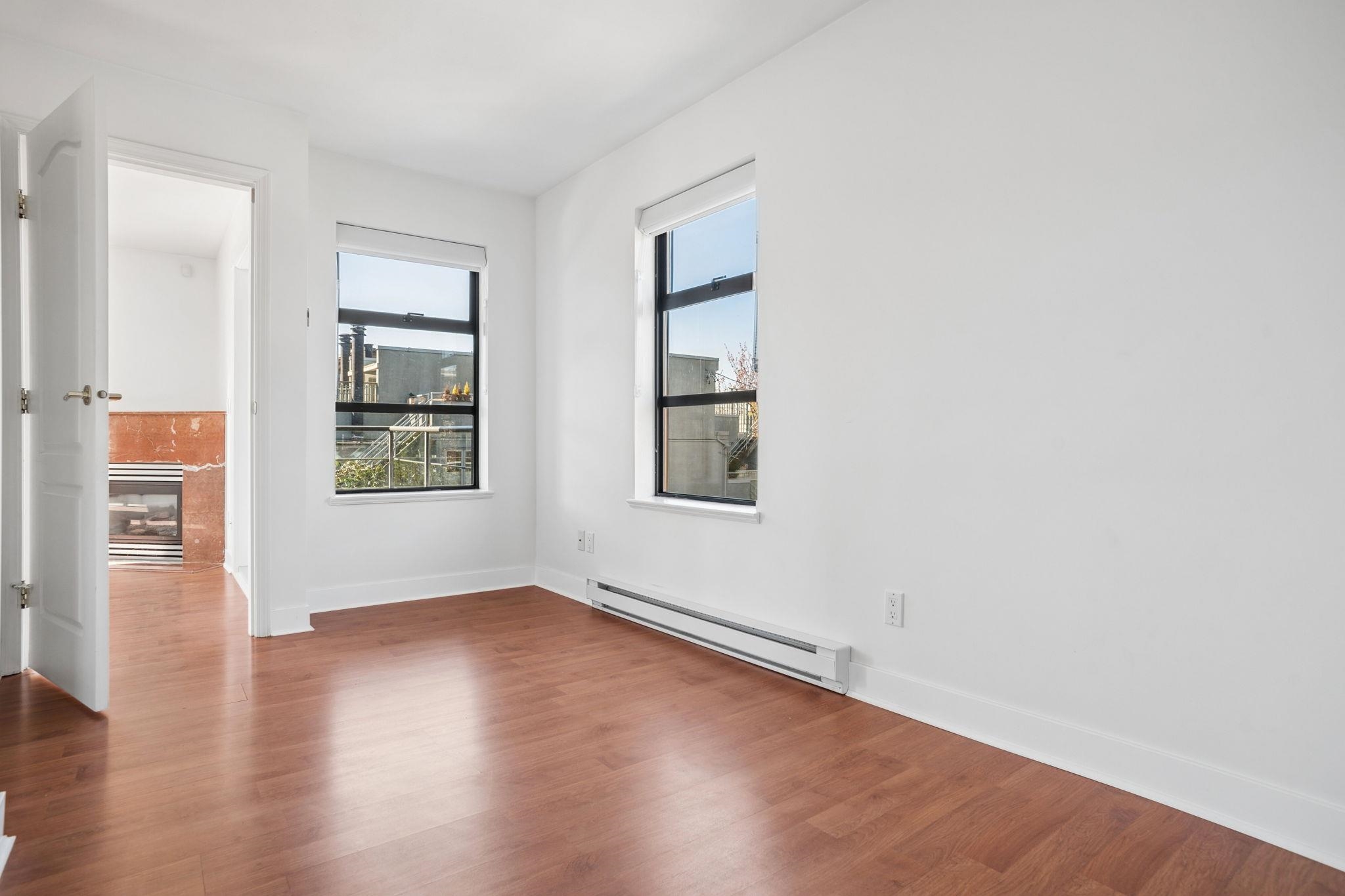 305 2119 Yew Street - MLS&reg; # R3149072