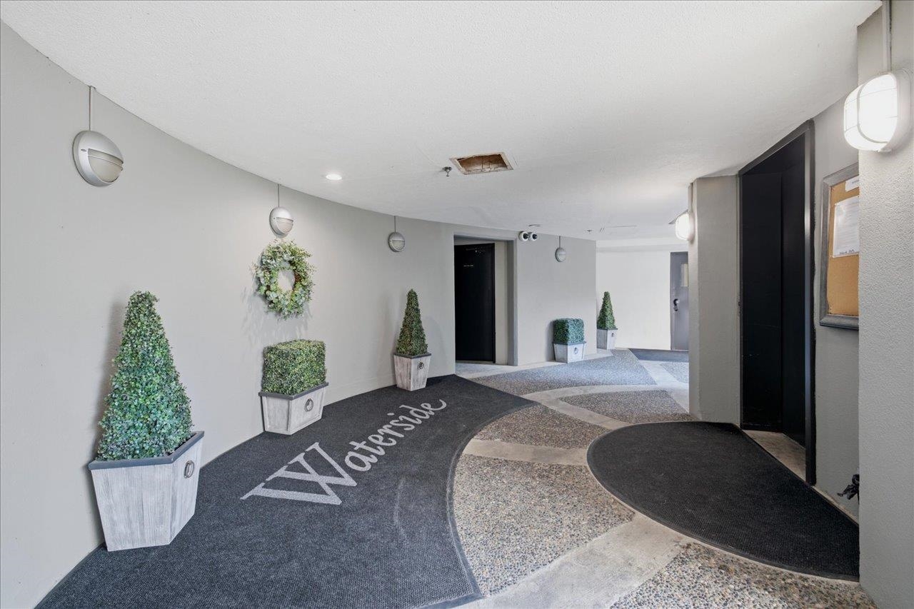 303 2250 Marine Drive - MLS&reg; # R3149470