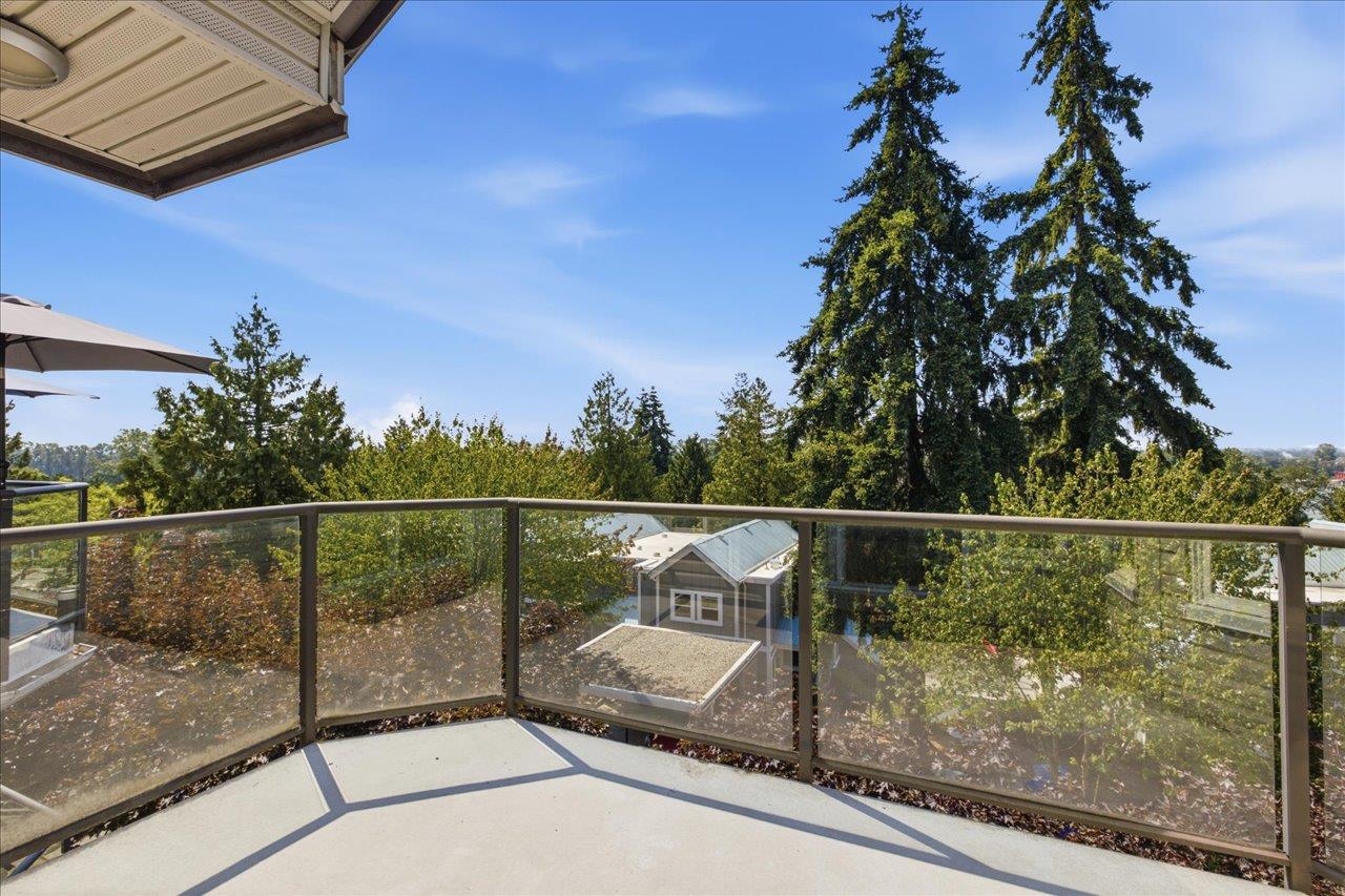 303 2250 Marine Drive - MLS&reg; # R3149470