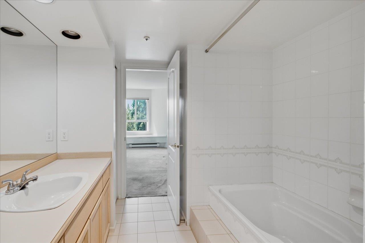 303 2250 Marine Drive - MLS&reg; # R3149470