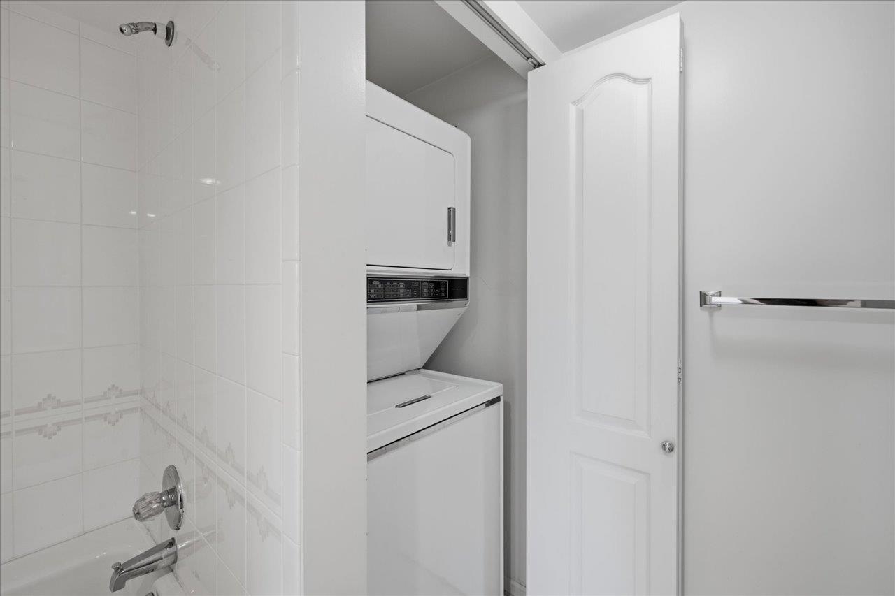 303 2250 Marine Drive - MLS&reg; # R3149470