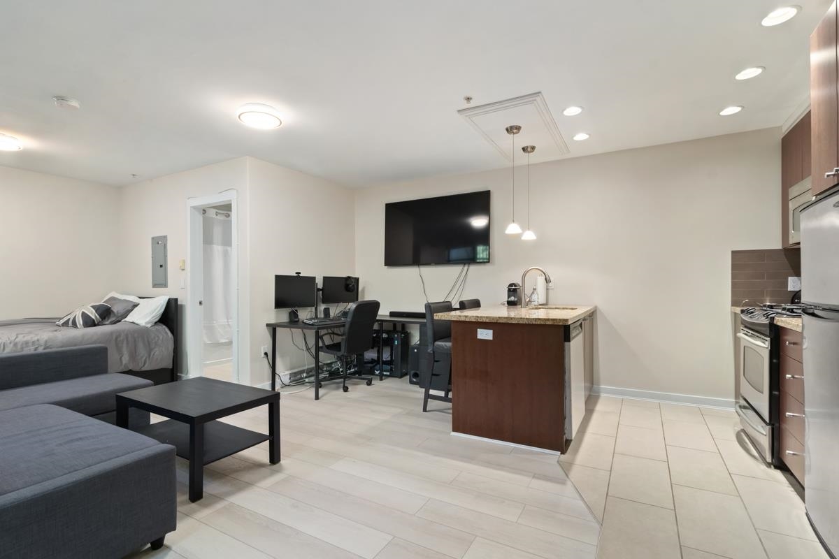 22 1863 Wesbrook Mall - MLS&reg; # R3149565