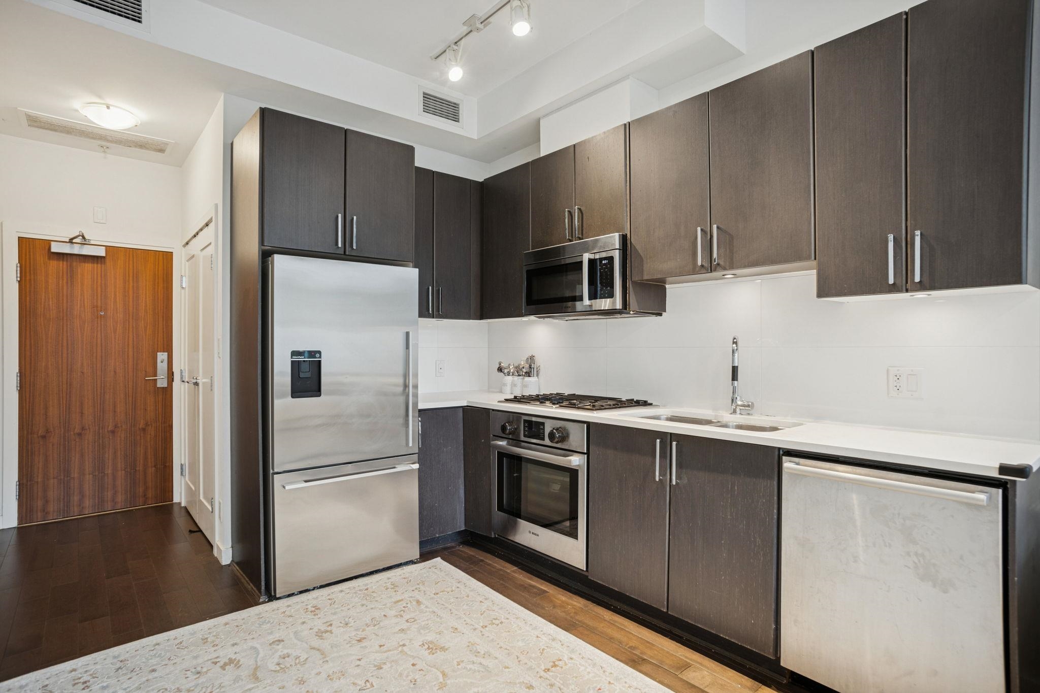  62 1st Avenue - MLS&reg; # R3149899